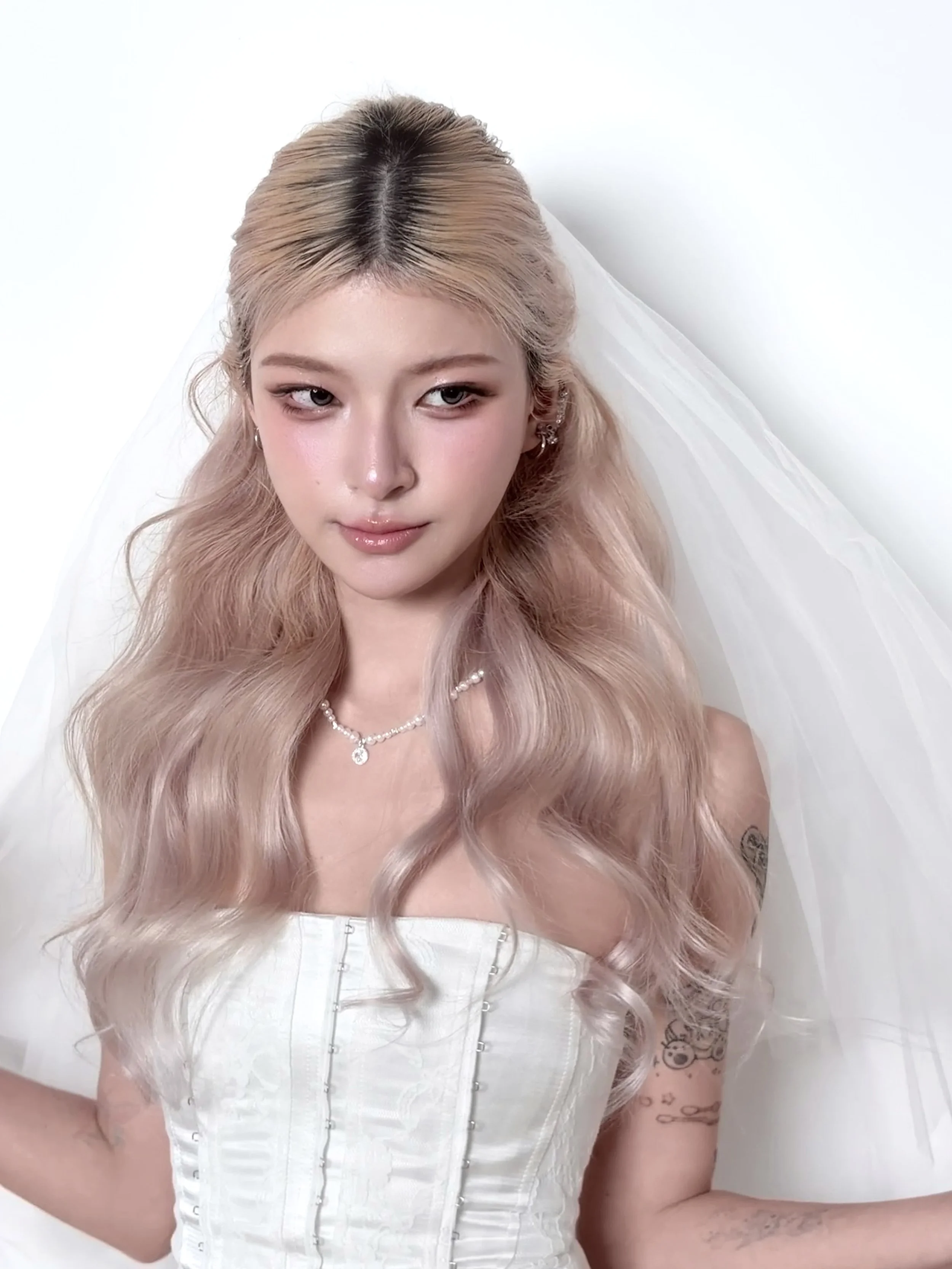 Bride & Wedding