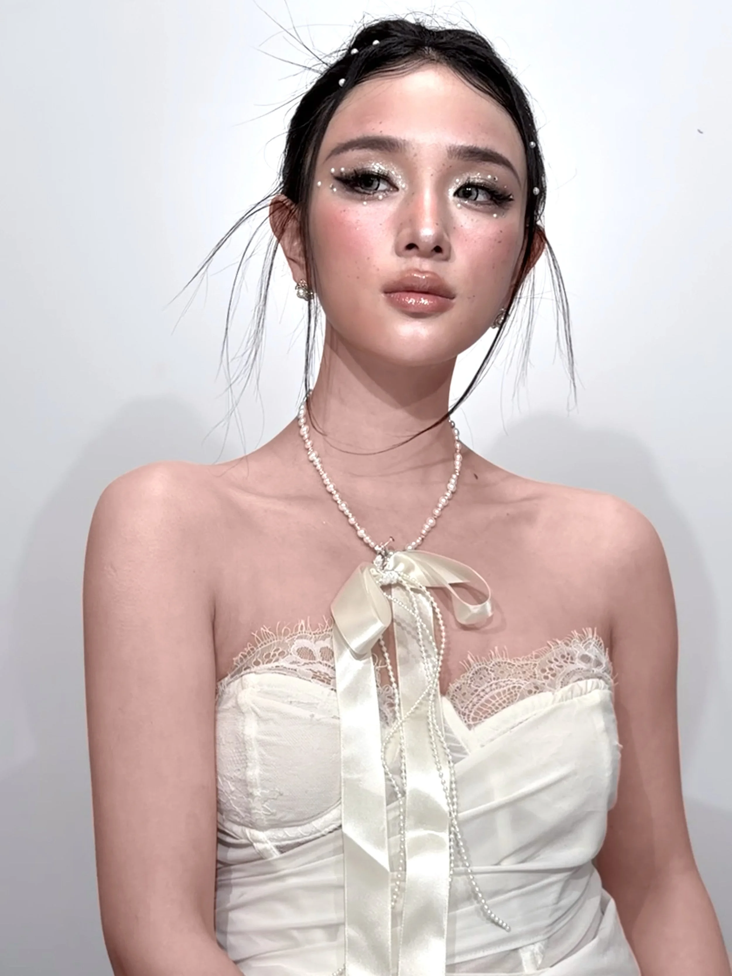 Editorial & Commercial