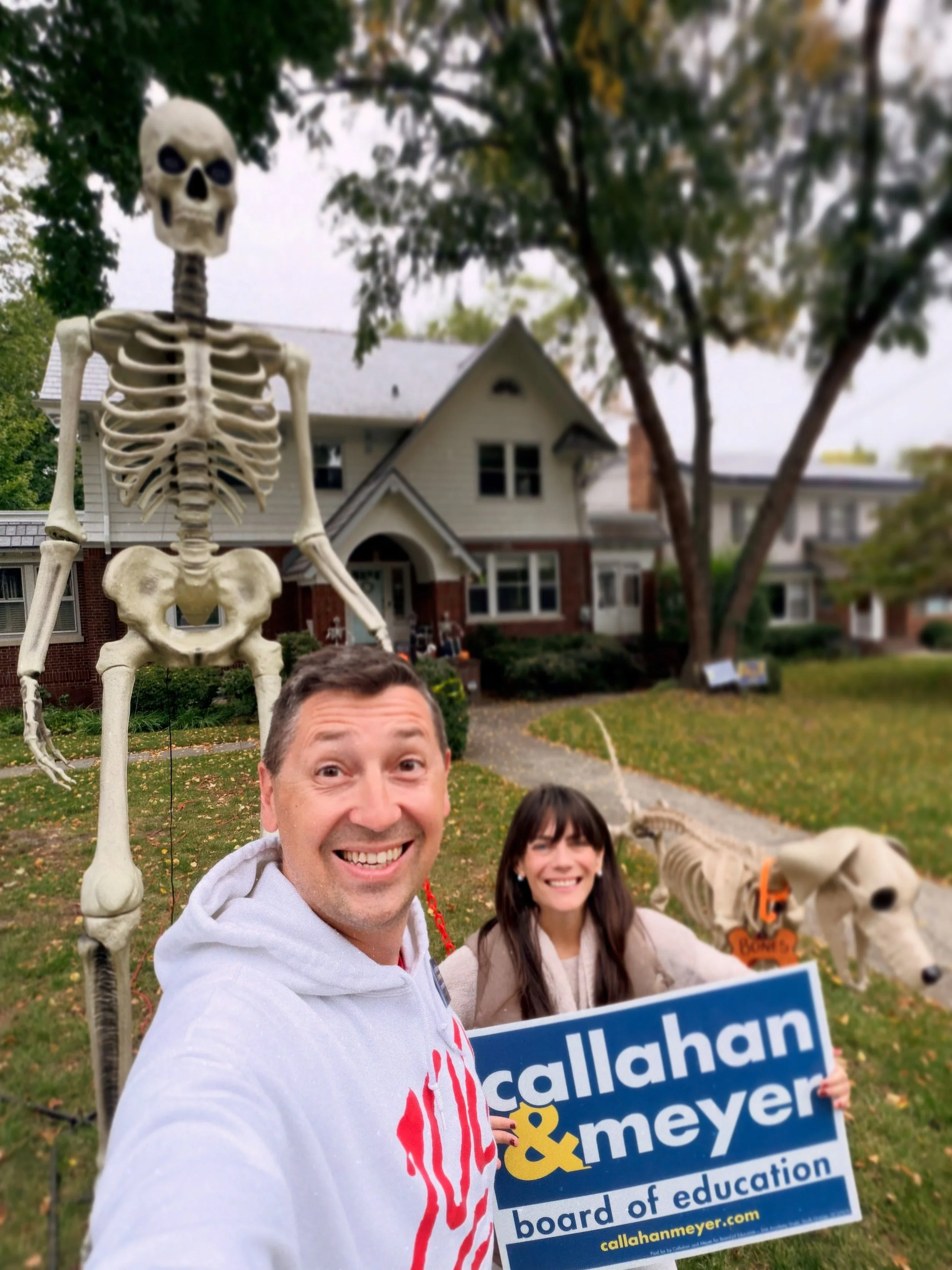 A very full first weekend of October 🎃 🍂 

From coffee and conversations with special education families to canvassing, CHS Homecoming, Elktoberfest, Art on Tap, the Black History Mobile Museum, and a morning focused on mental health advocacy.

Plu