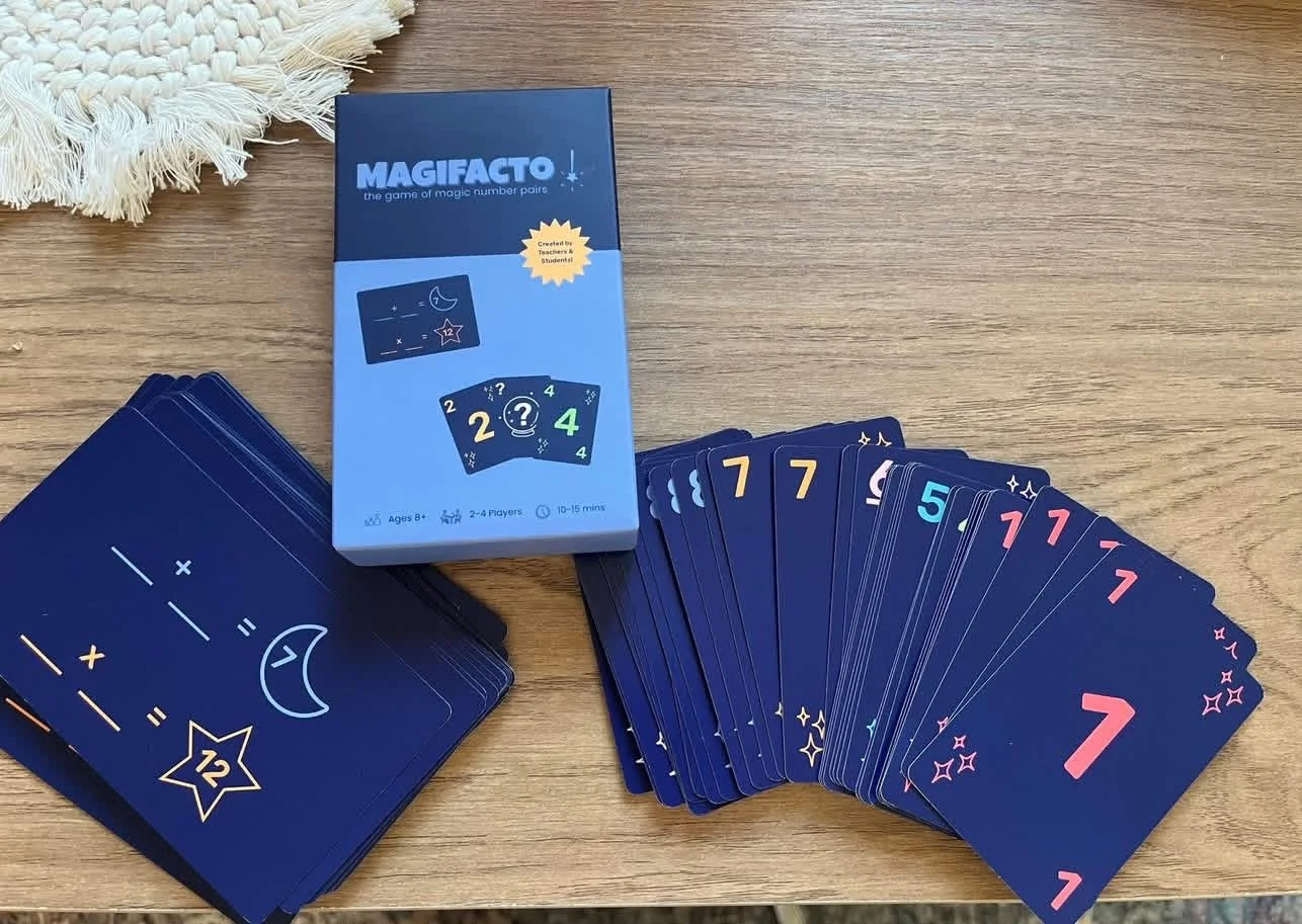 Magifacto Card Game