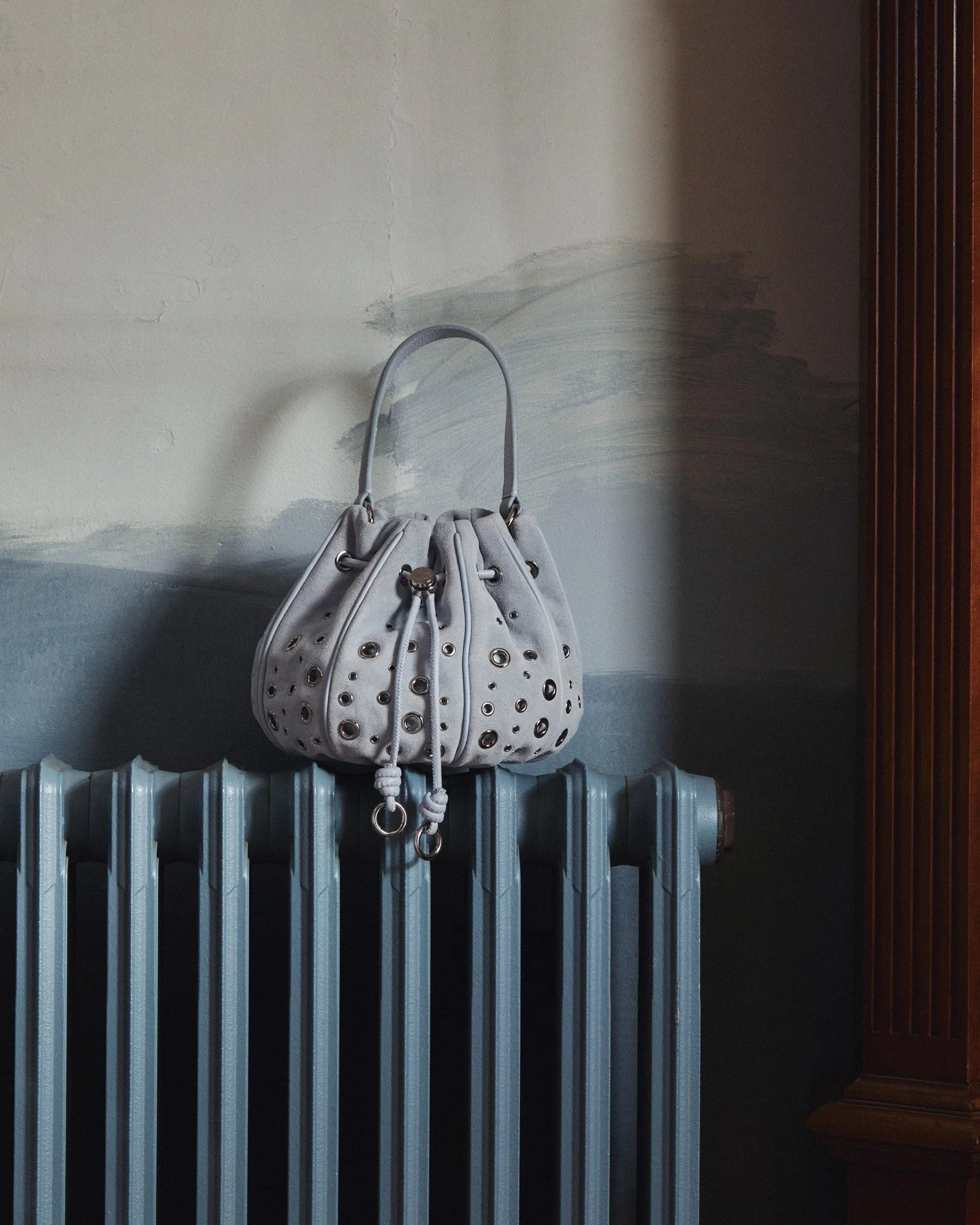 Mimco_JASEssentials_Cocoon_01.JPG