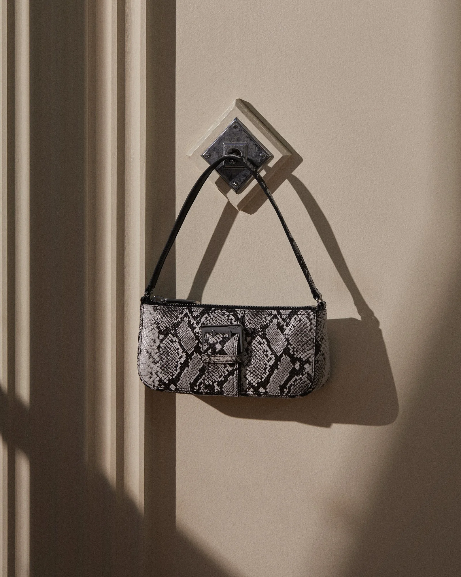 Mimco_JASEssentials_BuckleUp_01.JPG