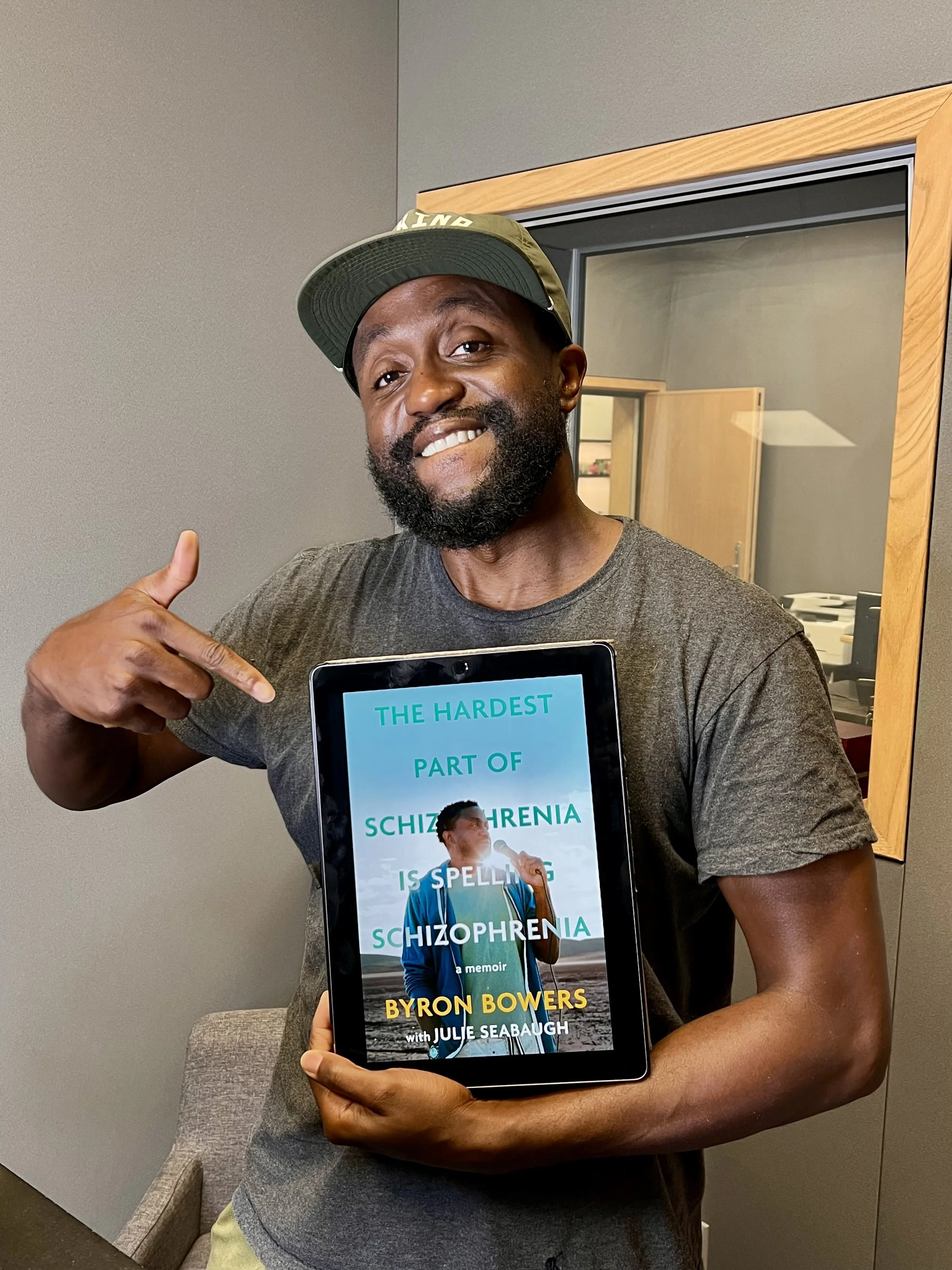 Comedian Byron Bowers narrating his memoir The Hardest Part of Schizophrenia is Spelling Schizophrenia