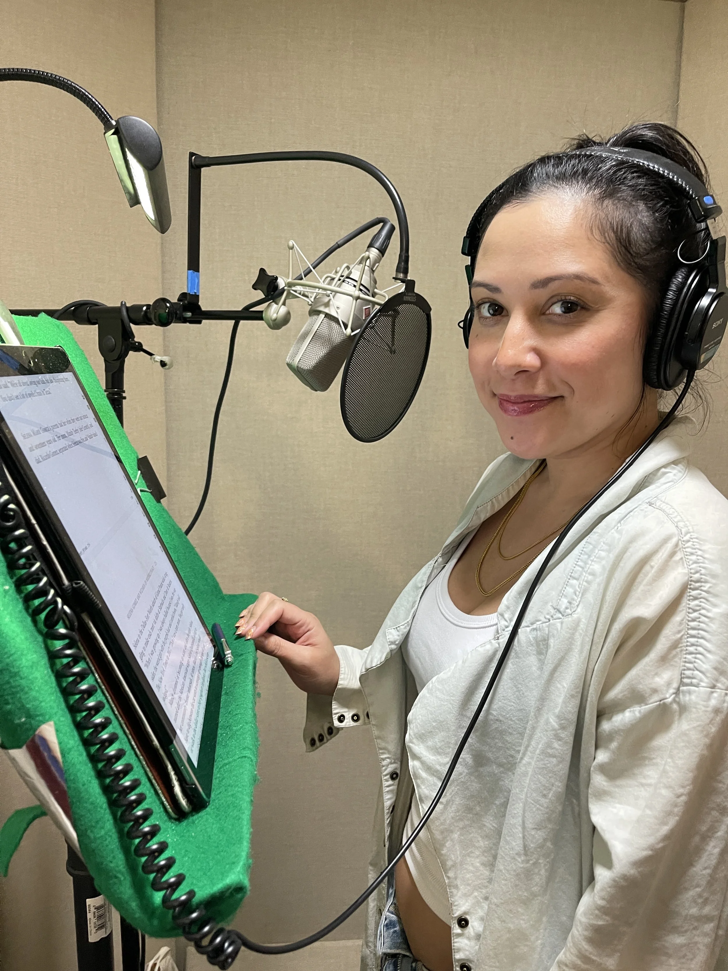 Actor Lalaine (Lizzy McGuire) narrates Disney High: The Untold Story of the Rise and Fall of Disney Channel's Tween Empire.