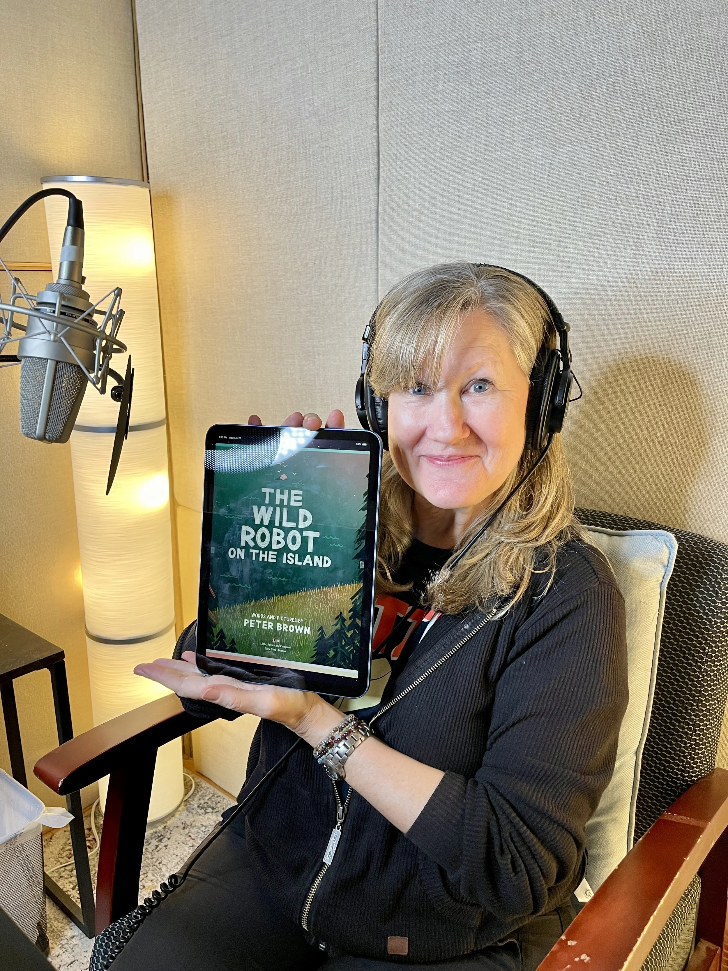 Kathleen McInerney (the voice of Ash in the first 8 seasons of Pokemon) narrating The Wild Robot on the Island.