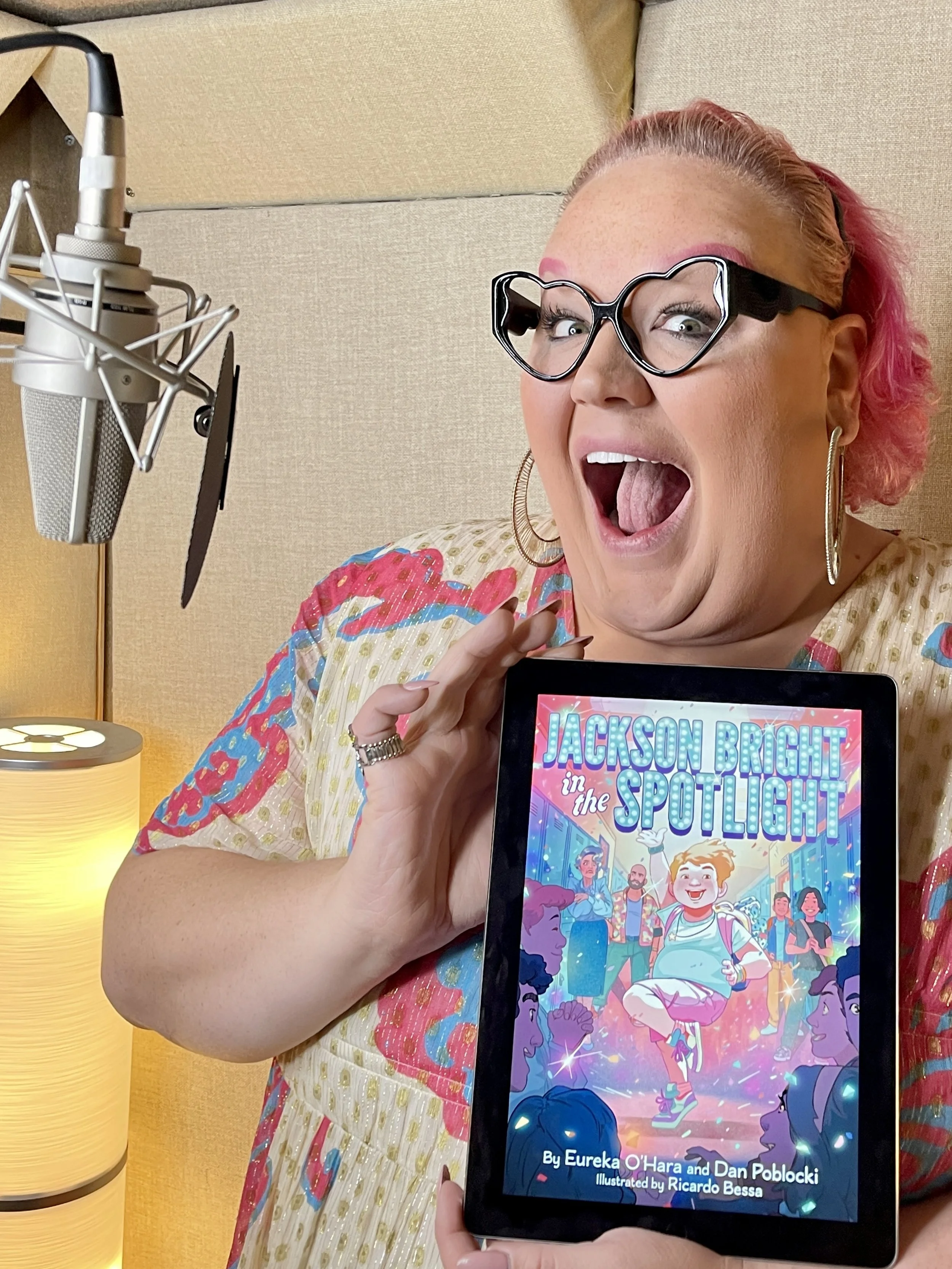 Author Eureka O'Hara reading her book Jackson Bright in the Spotlight.