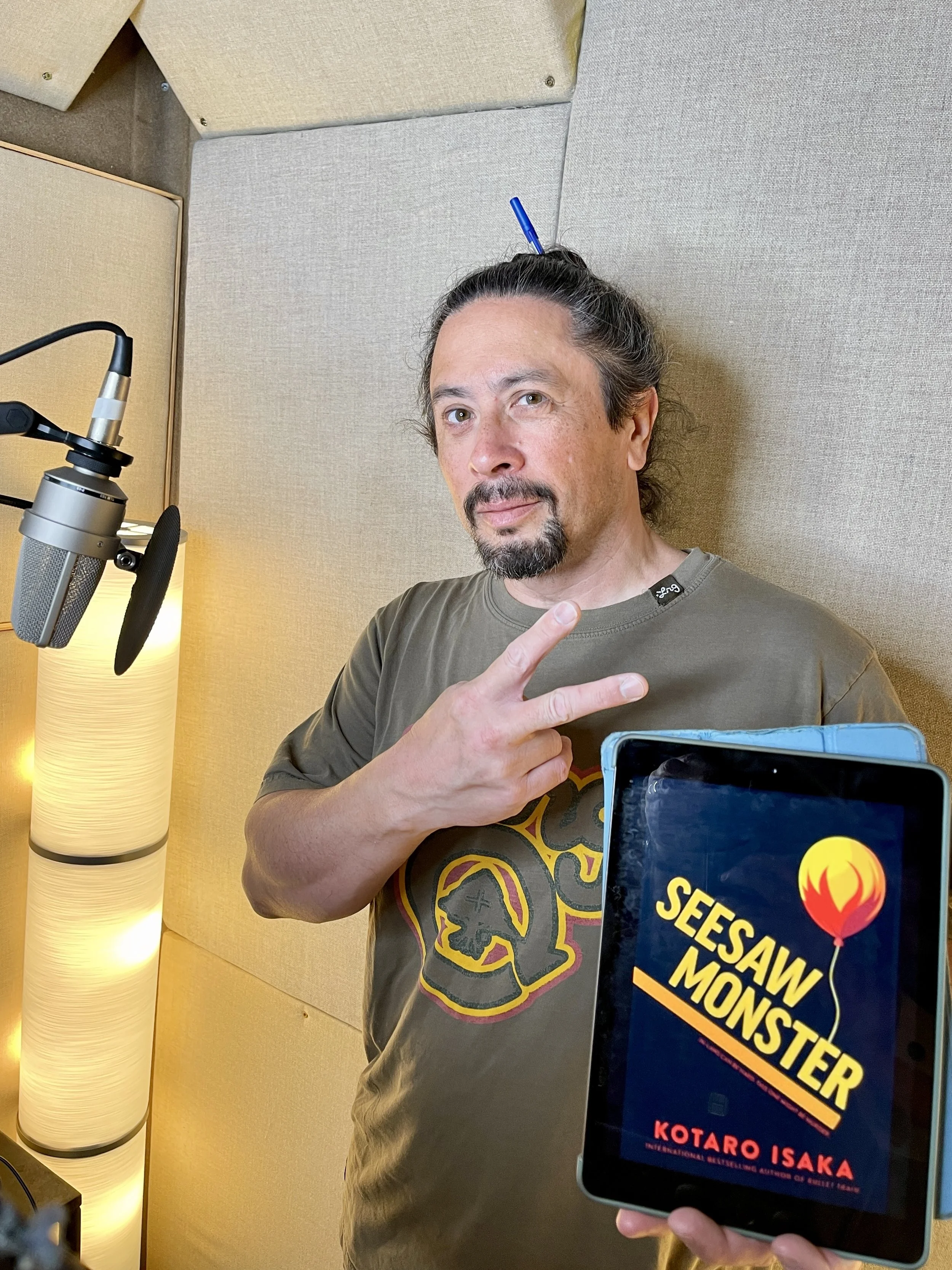 Andrew Kishino (voice of Star Wars' Saw Guerrero) narrating Bullet Train author Kotaro Isaka's SEESAW MONSTER.  Soon to be a Netflix movie with Anne Hathaway and Salma Hayek