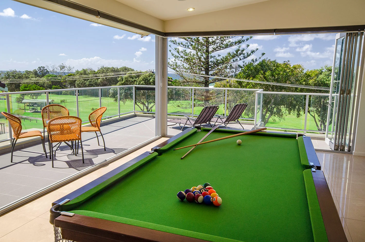 Discover the private rooftop retreat at MING 3 in Kingscliff, with ocean and park views, billiards, table tennis and space for sunset drinks and family fun.