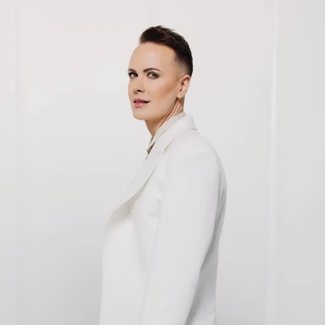 A little portrait shoot for @nzfashionwk

Thanks for organizing @showroom22 

#fw #fashion #lgbt