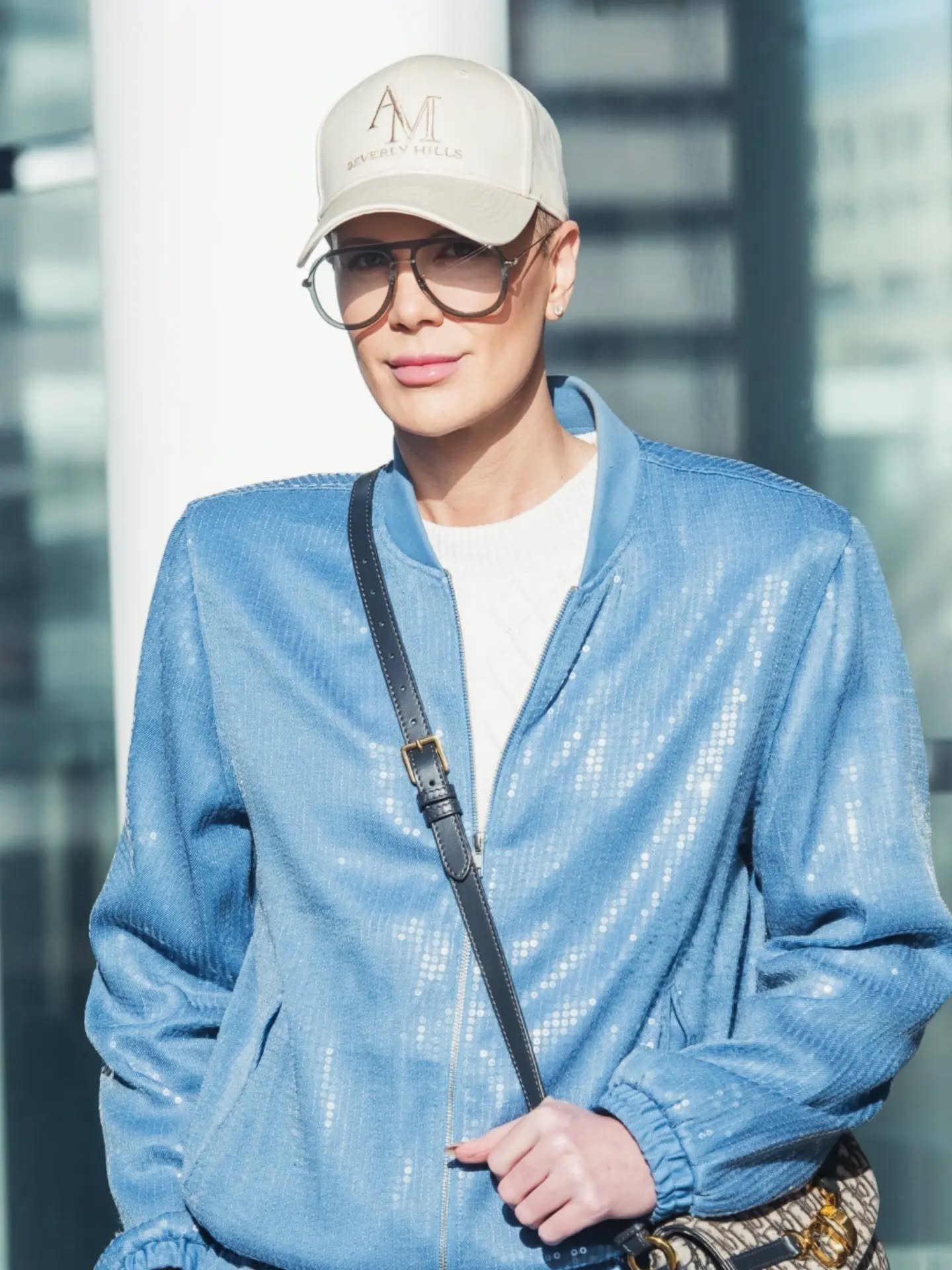 Friday at @nzfashionwk, it's been a full on week so today called for a casual look but with sparkles and my new Angus McDougall cap 💗 I'm obsessed with how they've turned out 

📷 @tinklockett

#lgbtq #nzfw #fw #ootd #gay