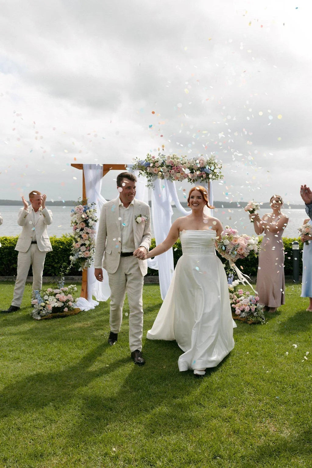 Katelyn &amp; Jason| A Lakeside Garden in Pastel, Raffertys Resort