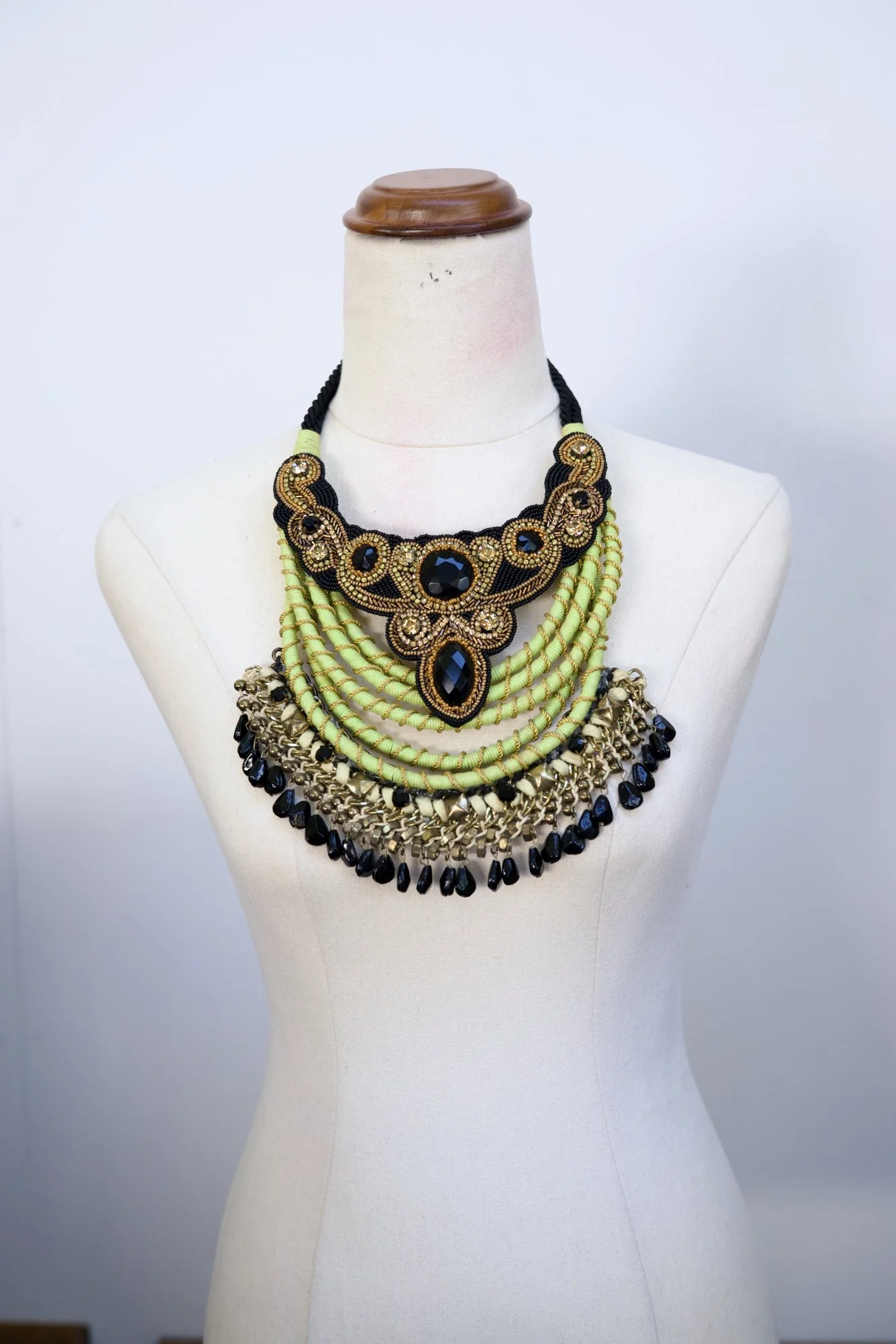 NERO LIME | Statement Necklace