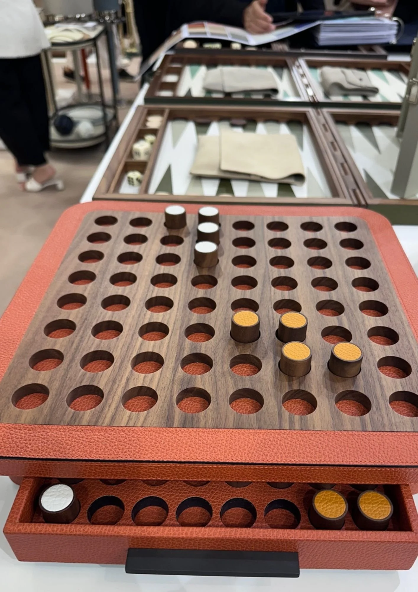 Jeu de plateau cuir Mobilier Giobagnara