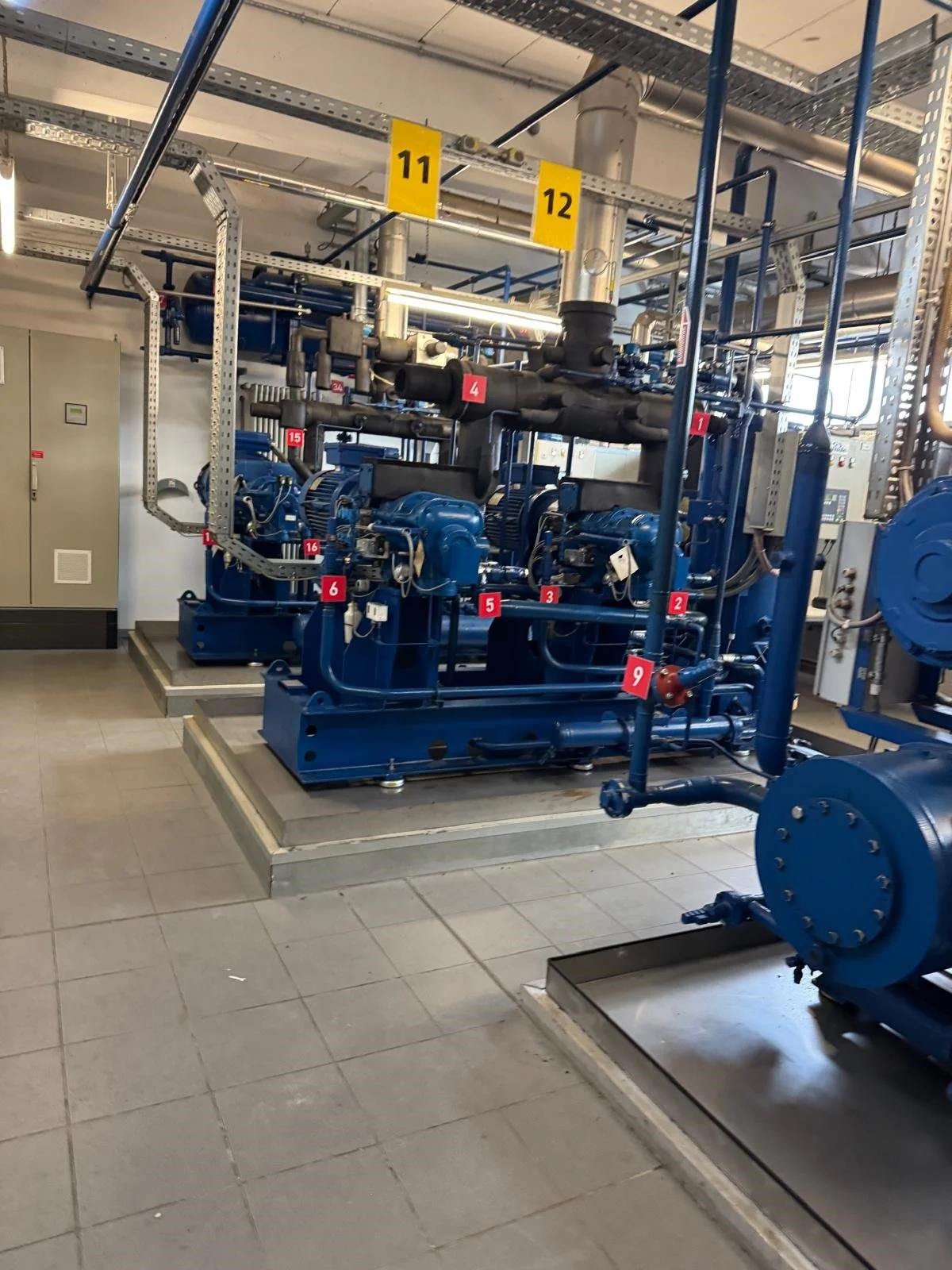 srm-germany-wasserburg-bodensee-halbhermetische-verdichter-nh3-referenzen-kühlhaus-1.jpg