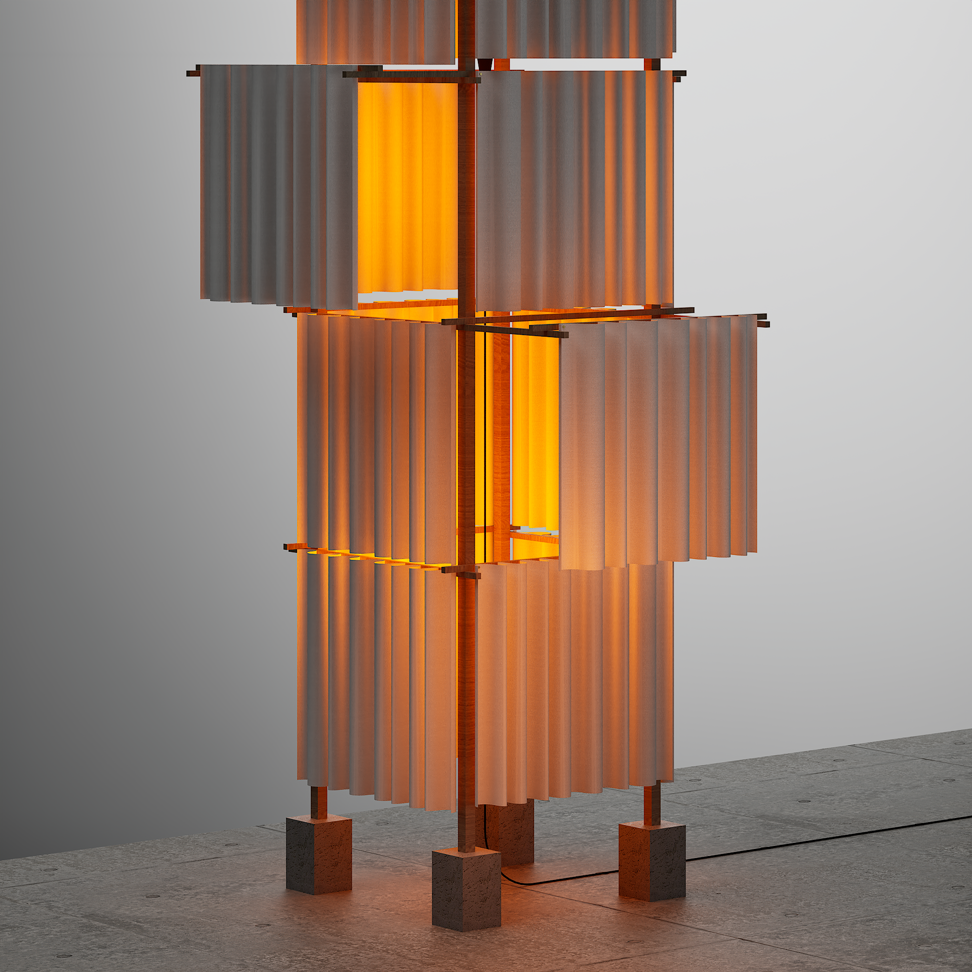 Une sculpture moderne composée de panneaux de métal orange et gris, soutenus par des supports en béton, exposée sur un sol en pierre. La sculpture est lumineuse et suspendue, avec un éclairage chaud.