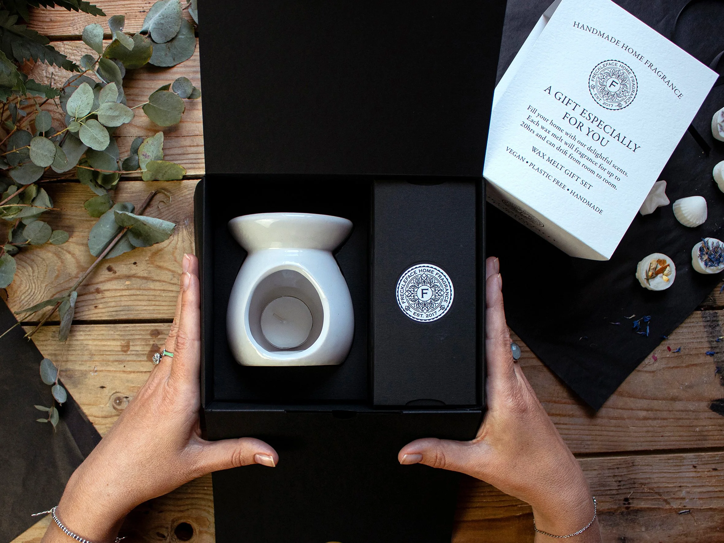 Carton packaging produced by Windles Packaging.