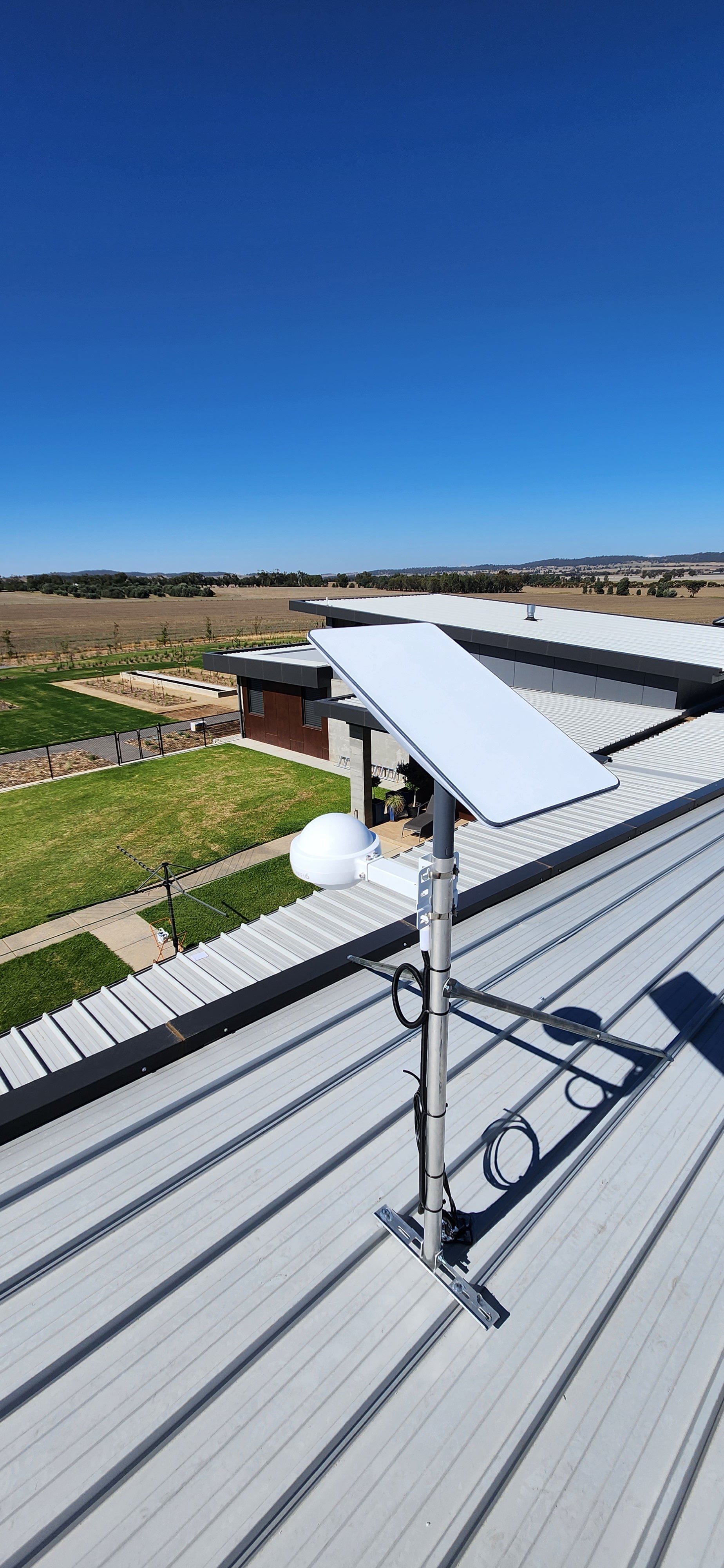 Starlink and Outdoor Wi-Fi Range Extender at  Euberta, Near Wagga Wagga