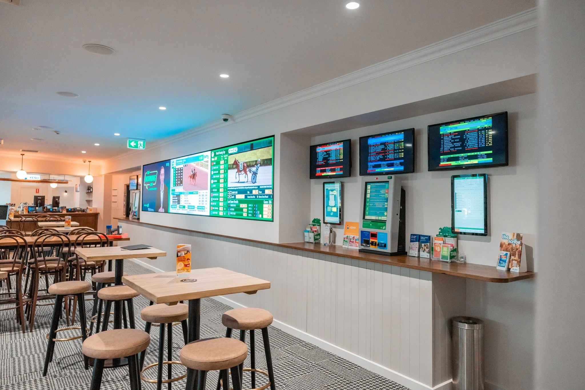 Northside Hotel Albury TAB  Wall Design + Install