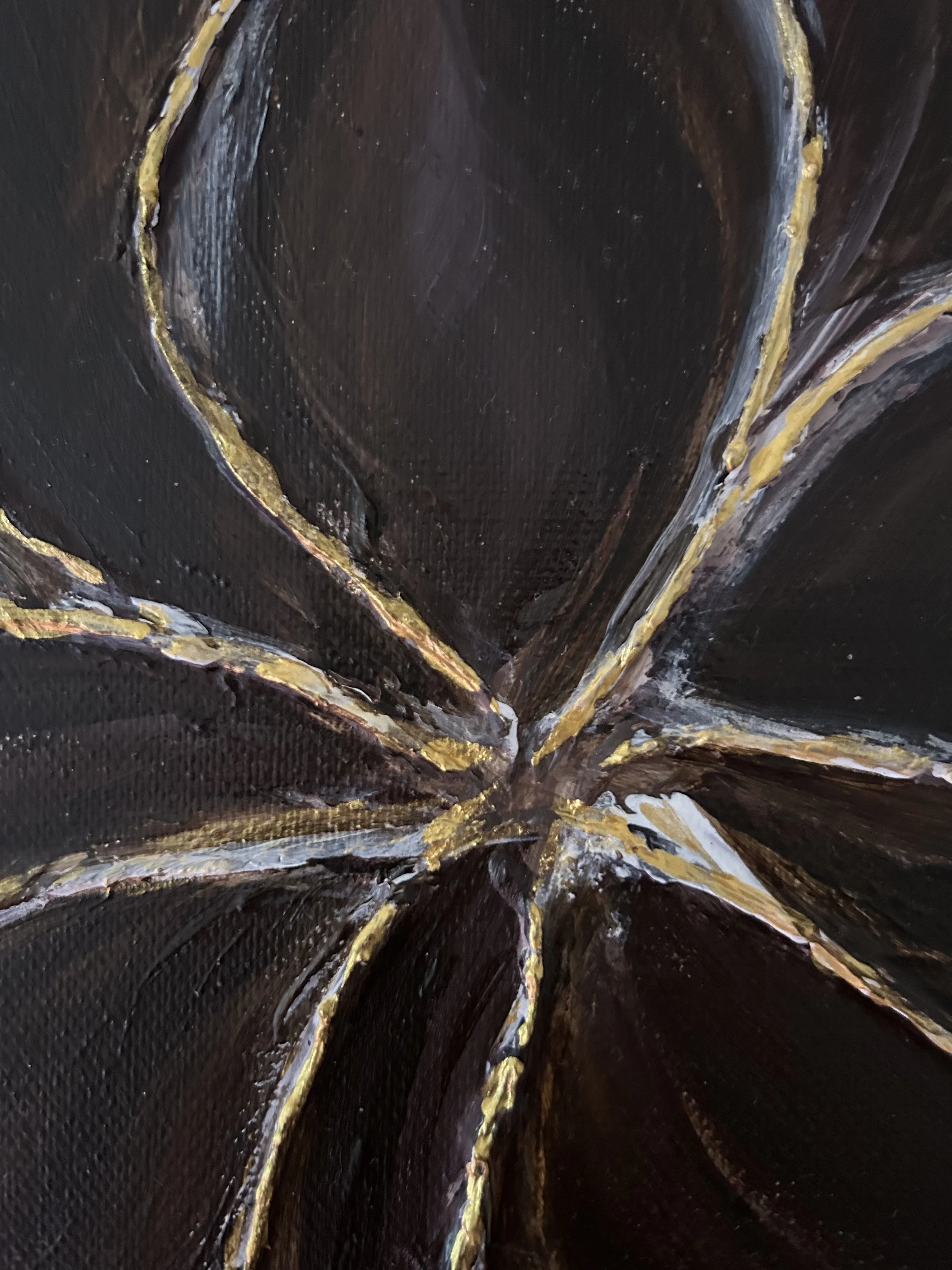 Close-up detail - Eternal Flow