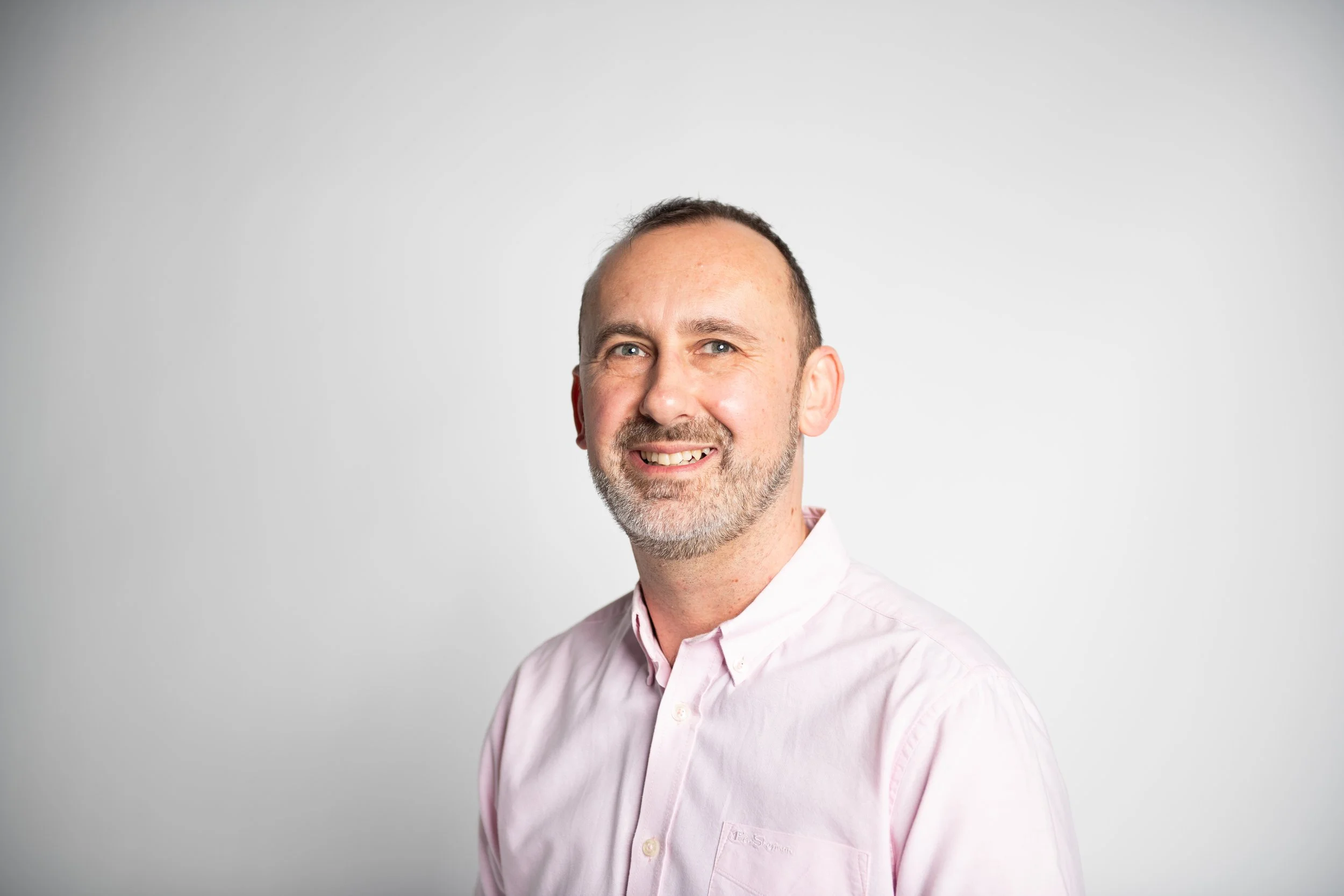 TomekHeadshots-07.jpg