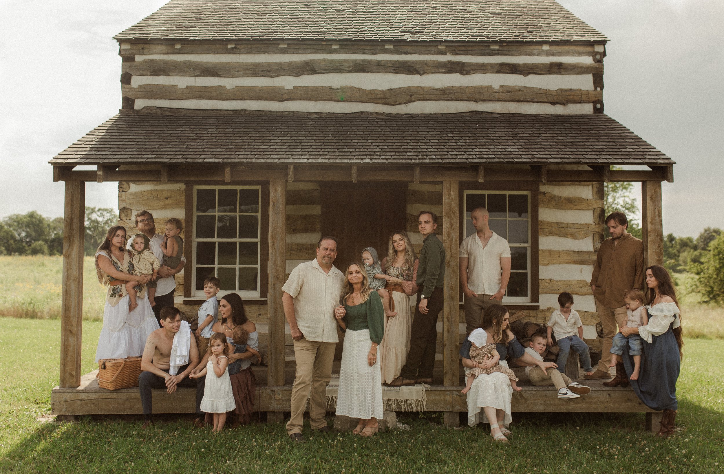 Theitje Family | Missouri Vintage Farmhouse Family Photoshoot