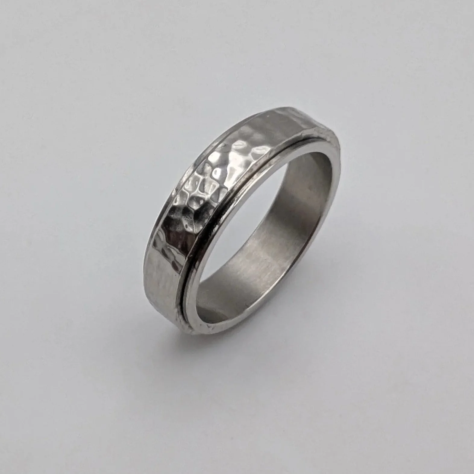 Steel Hammered Spinner