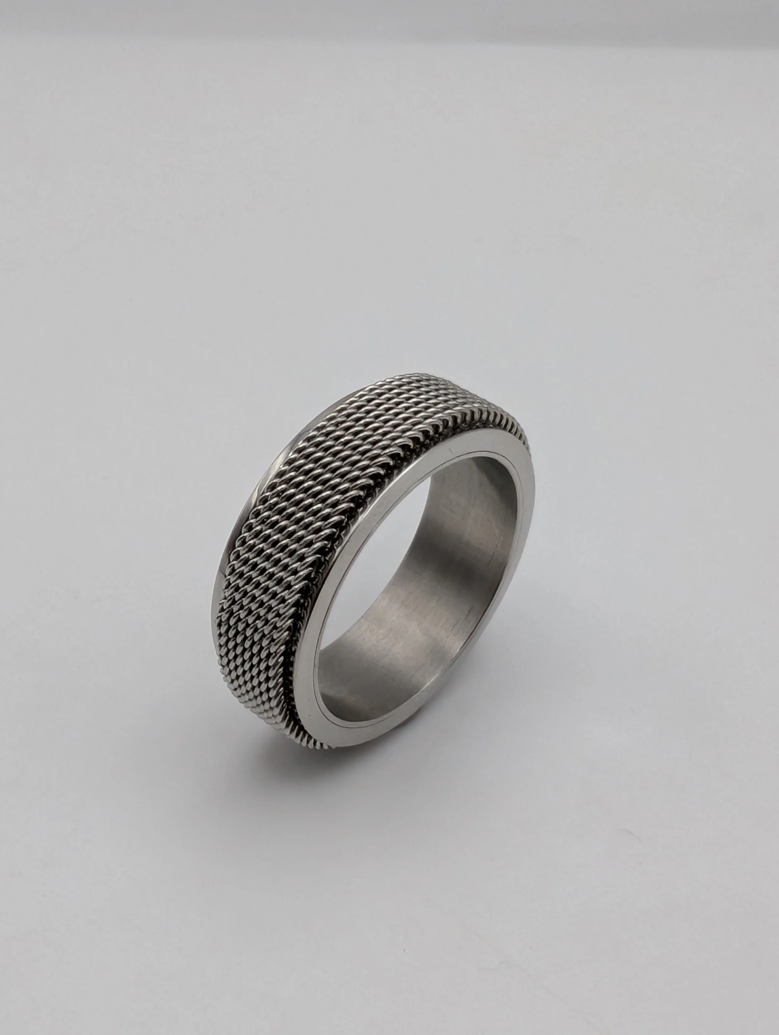 Silver Silent Spinner