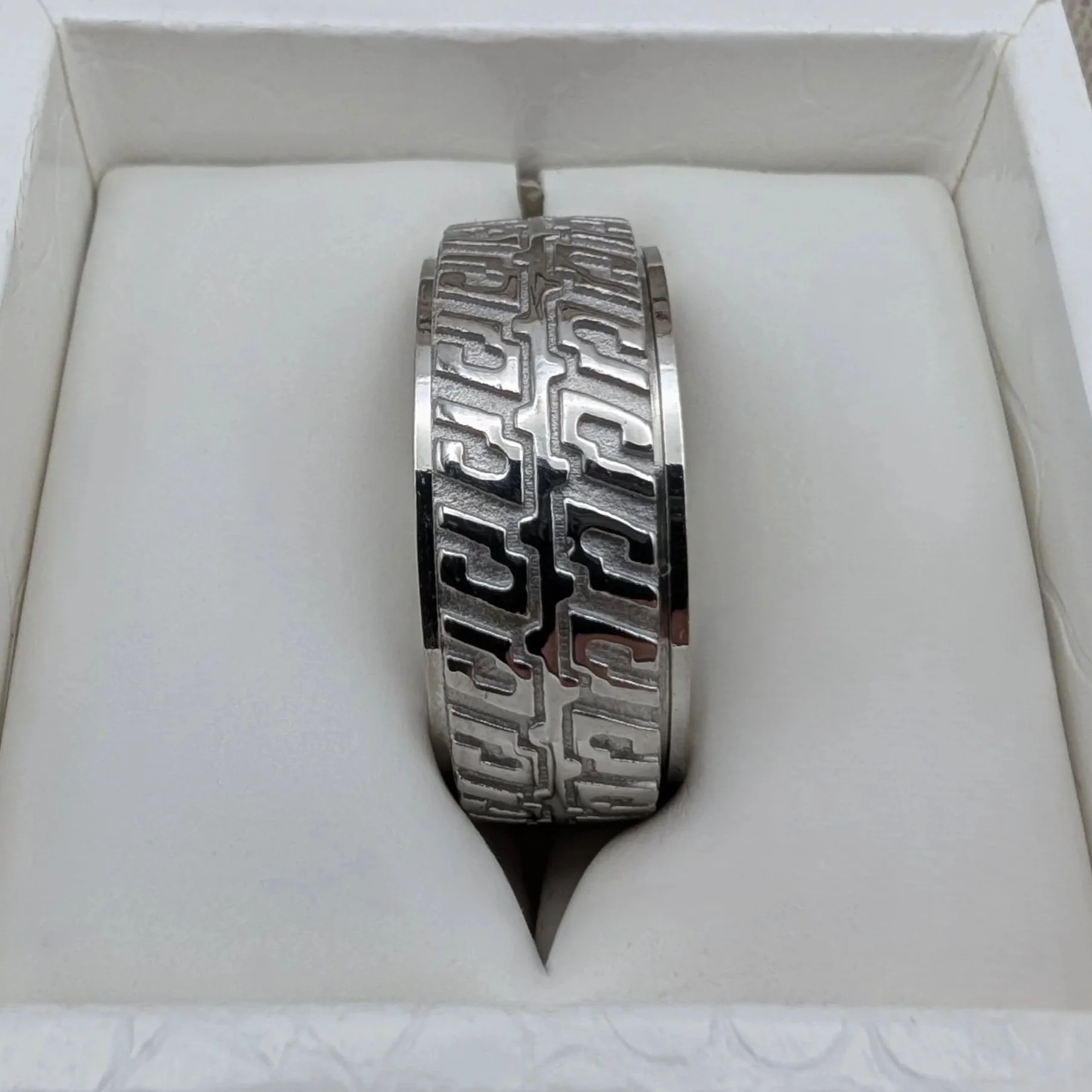 Tyre Groove Spinner