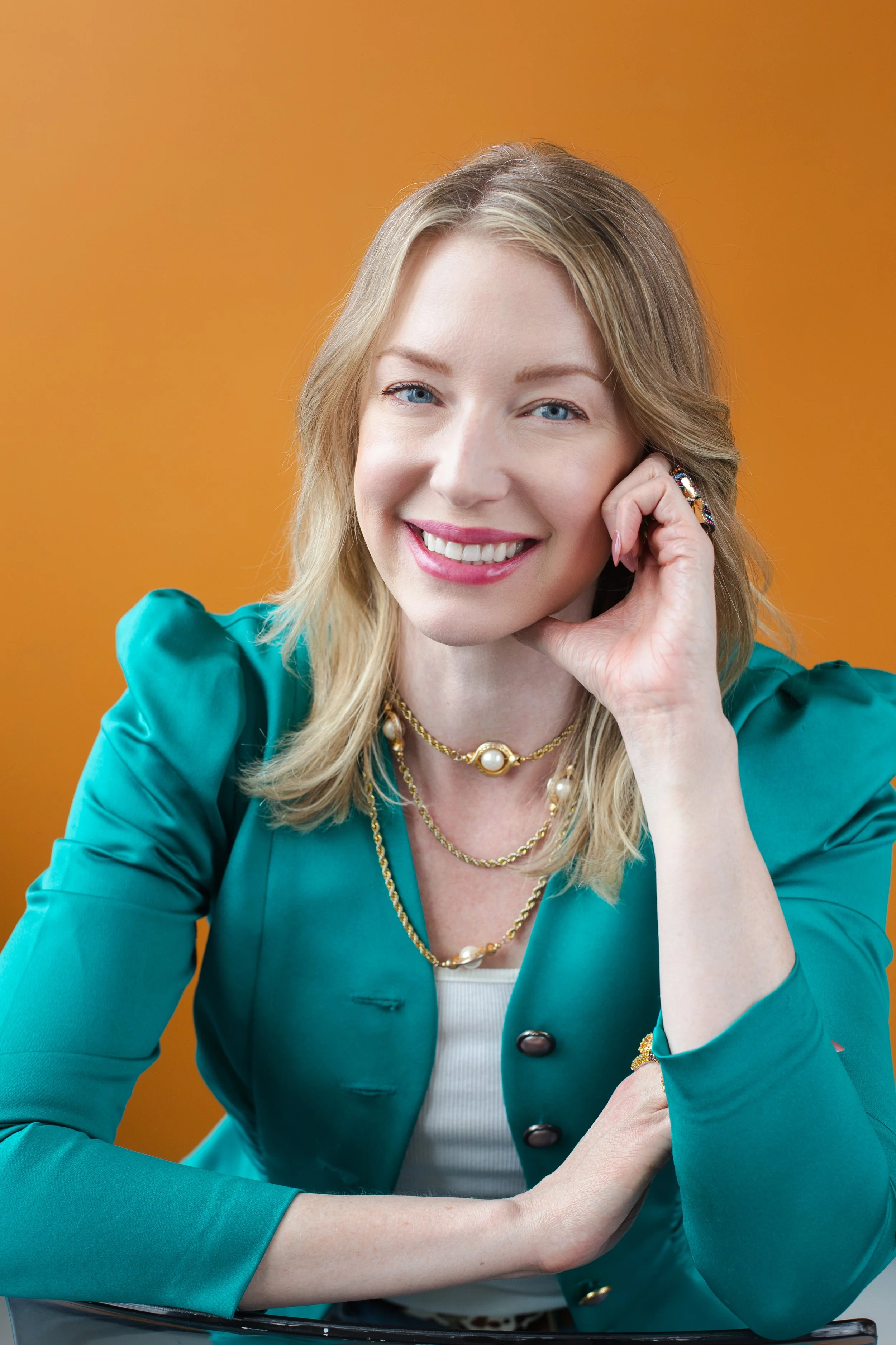 Therapy supporting women who constantly overfunction for others.