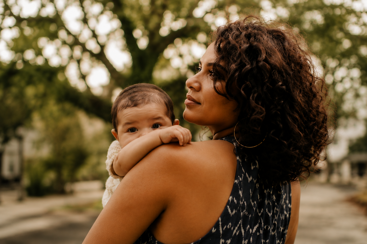 Therapist specializing in burnout therapy for high-achieving women in Chicago, Illinois.