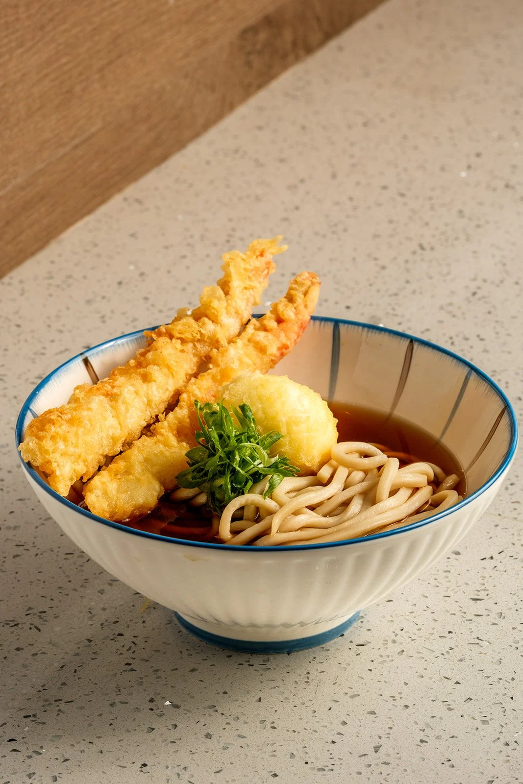 Ebi + Tamago Ten Udon |
kake udon + shrimp tempura (2pc) + *egg tempura (1pc)
$19.00