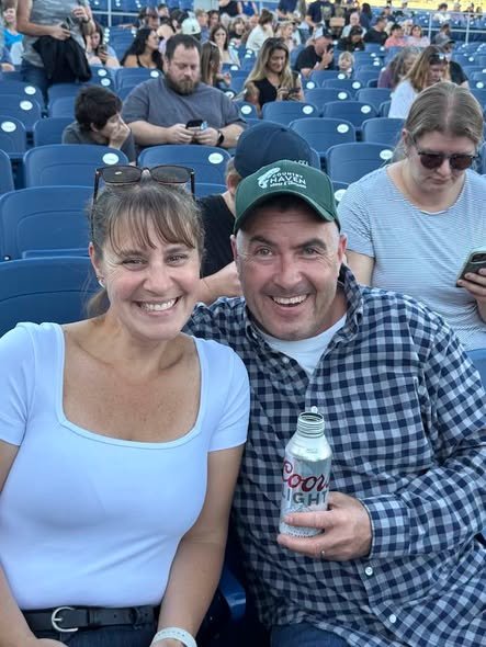 The Hat enjoying Brad Paisley Concert in Bangor, ME, with Joe & Andrea Wellman
