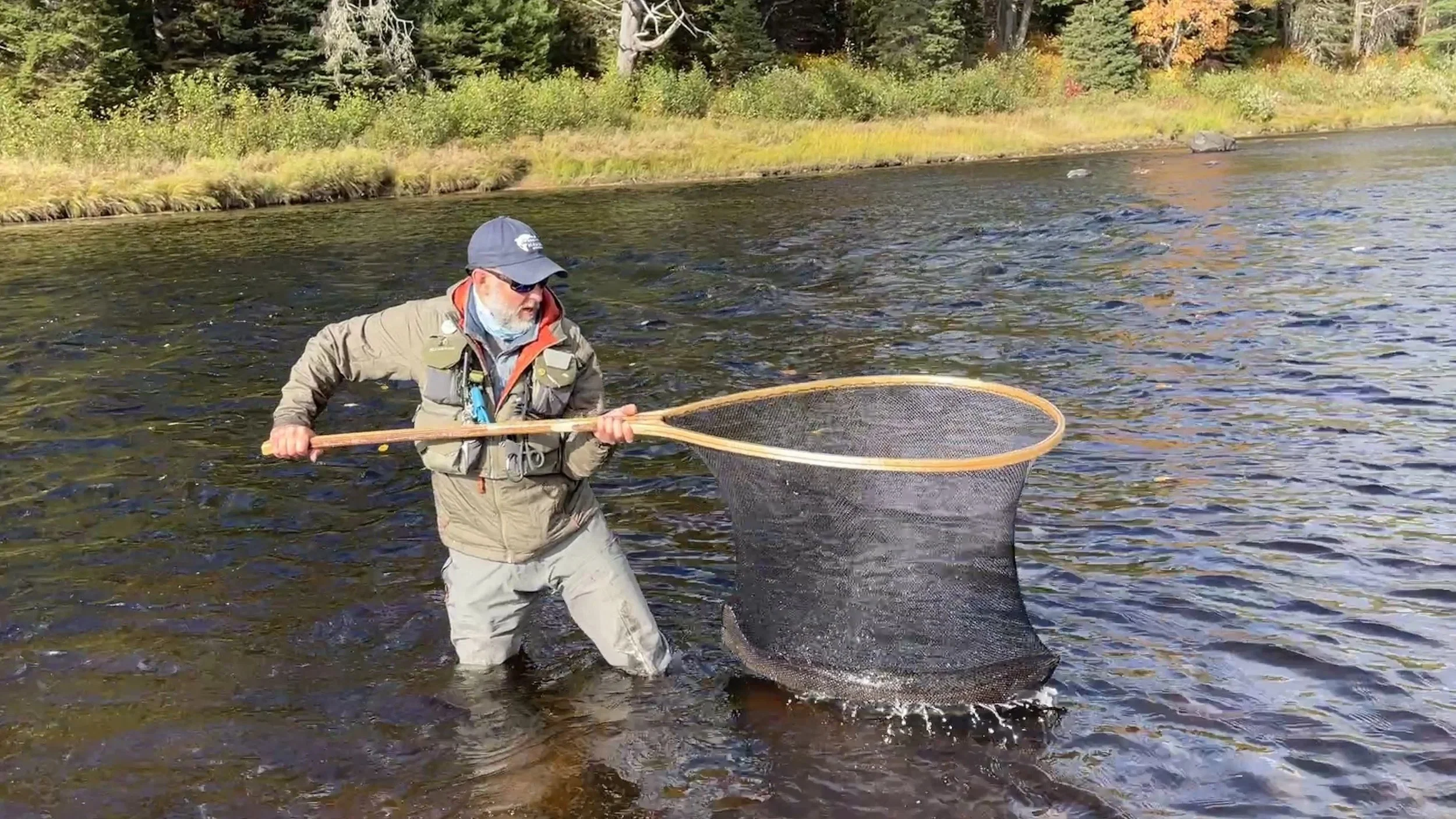 Ian and Hat enjoy the new net on the Cains