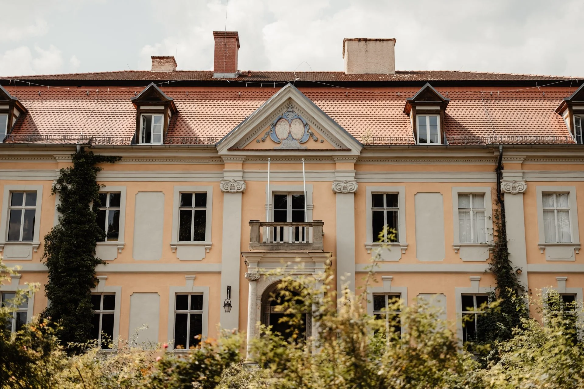 schloss-stuelpe-hochzeit-13-min.jpg