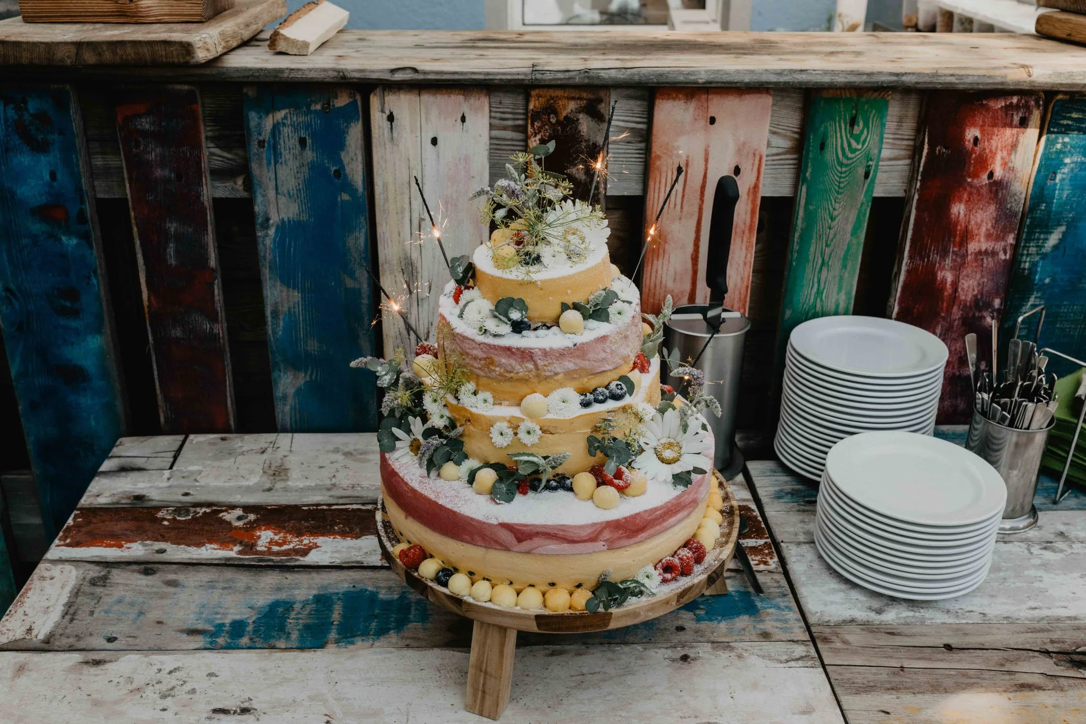 hochzeitstorte-hochzeit-hochzeitsfeier-im-strandhaus-altefähr-auf-rügen.jpg