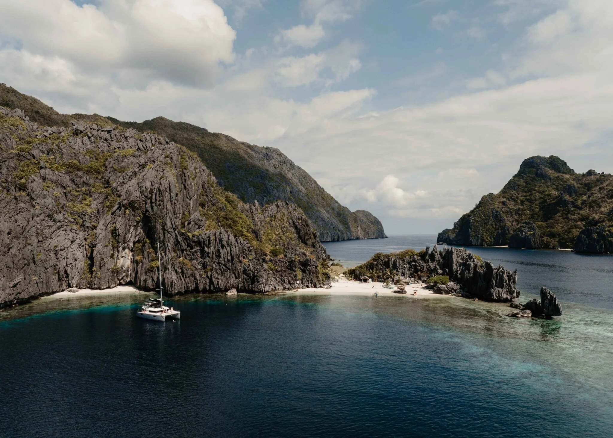 elopement-hochzeit-philippinen-palawan-destination-wedding-49-2048x1463.jpg