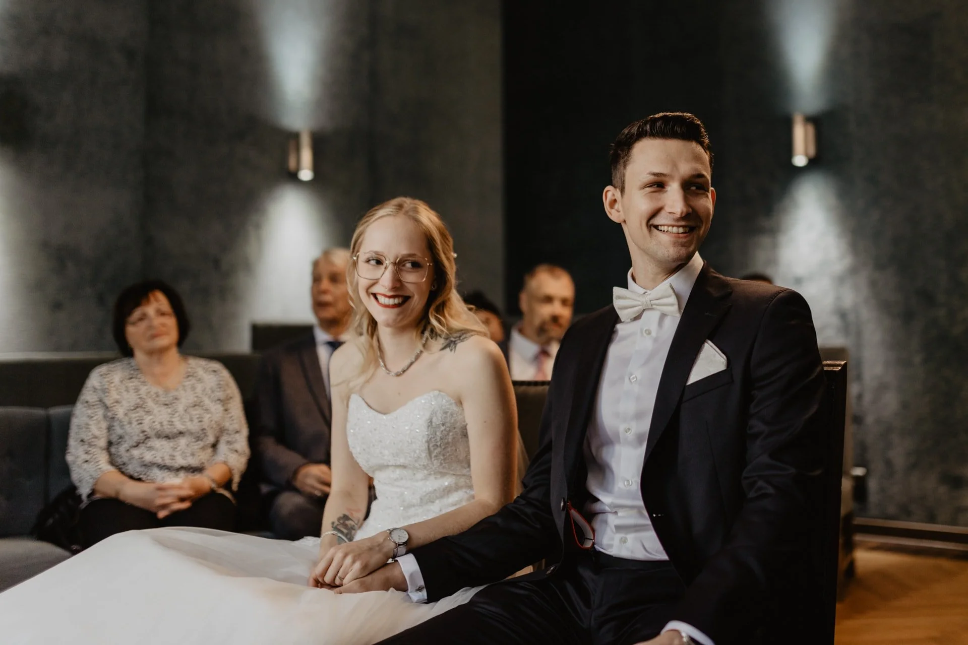 Hochzeit-Trauung-im-Standesamt-Potsdam-Rathaus-min.jpg
