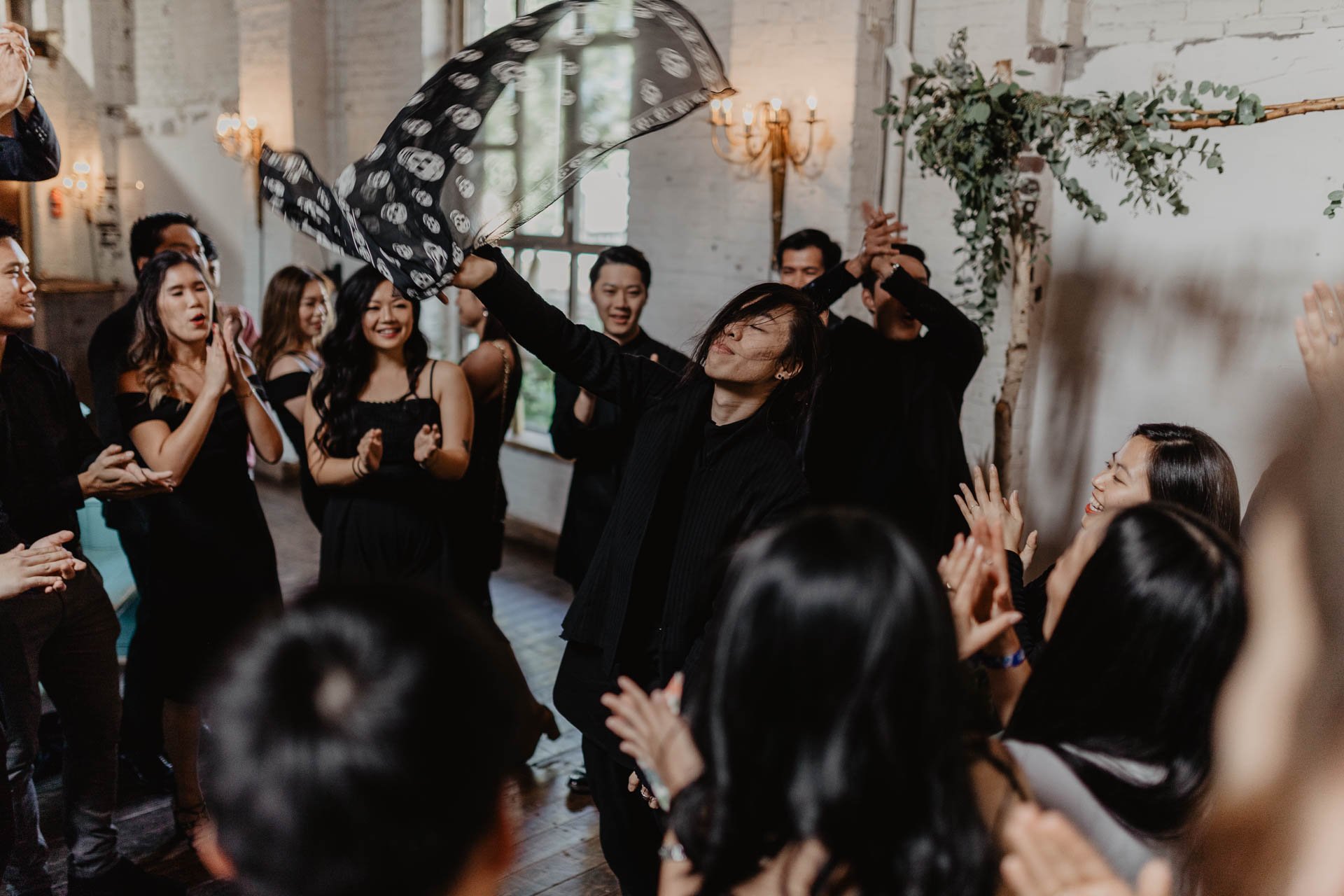 Von-Greifswald_alternative-trauung-chinesische-hochzeit-berlin.jpg