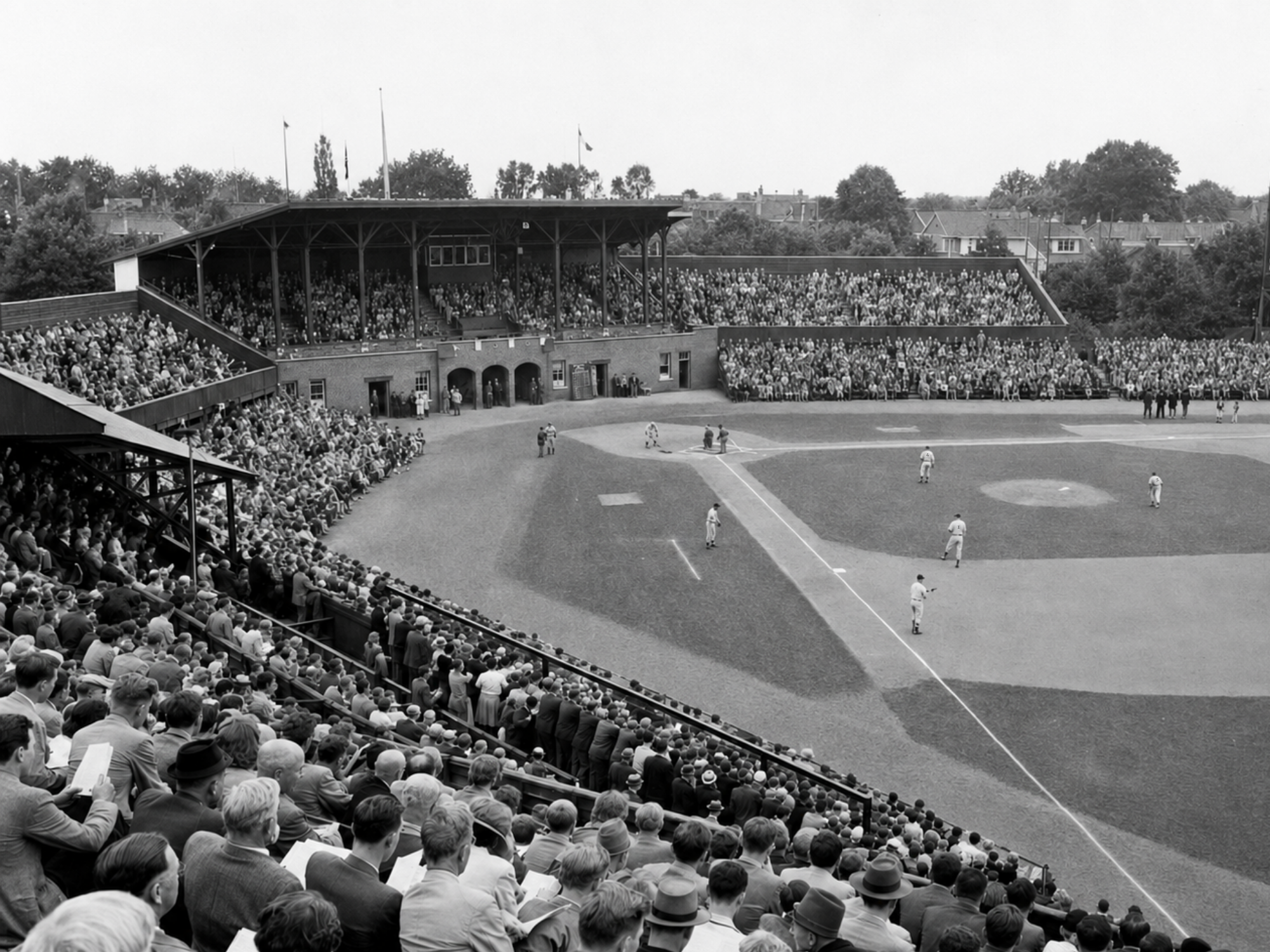 Spaarne Honkbalpark in Haarlem, filled to capacity prior to the start of the Albany Orange Wonders game, 1949.