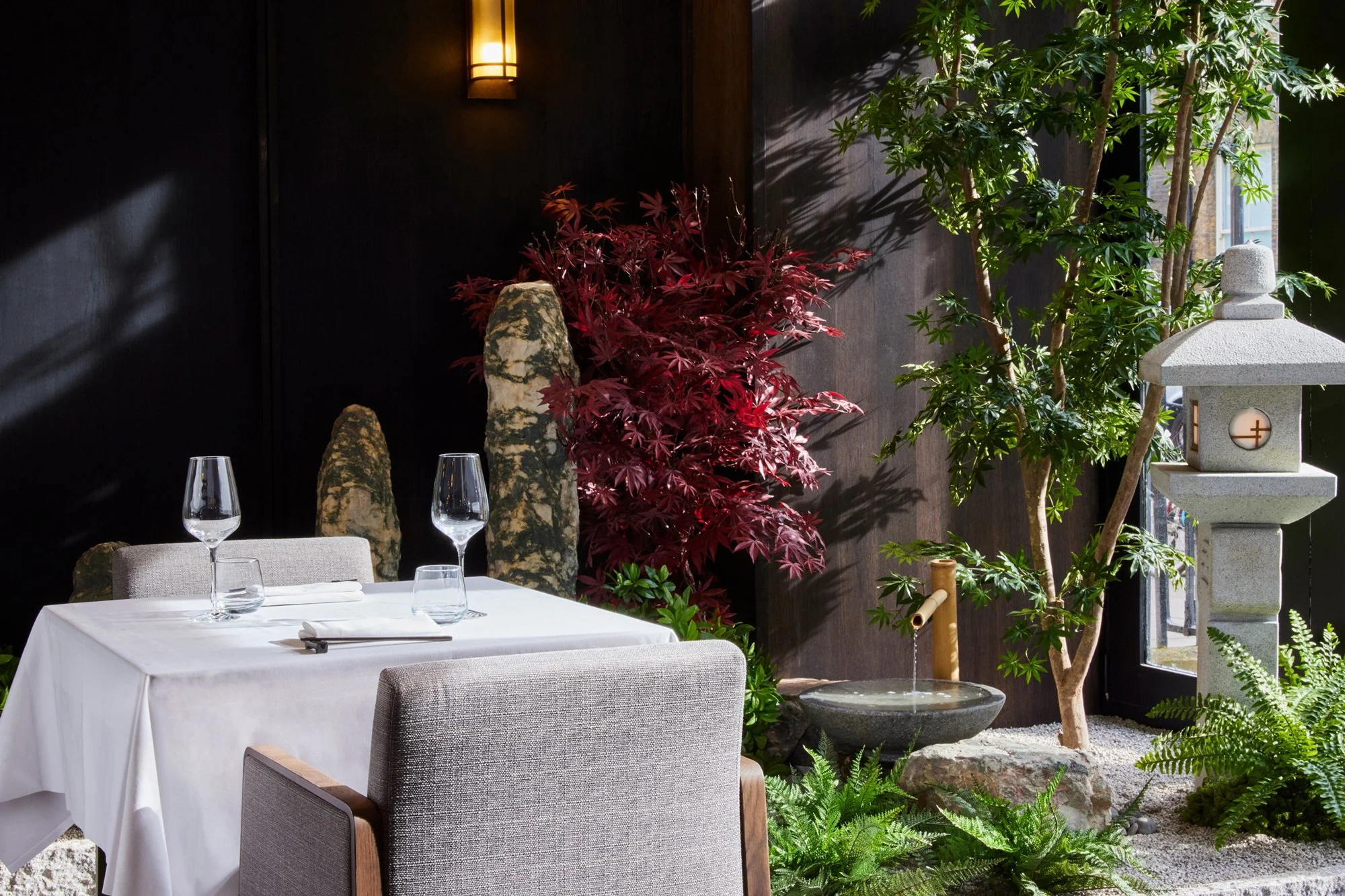 restaurants-Rai-03.jpg