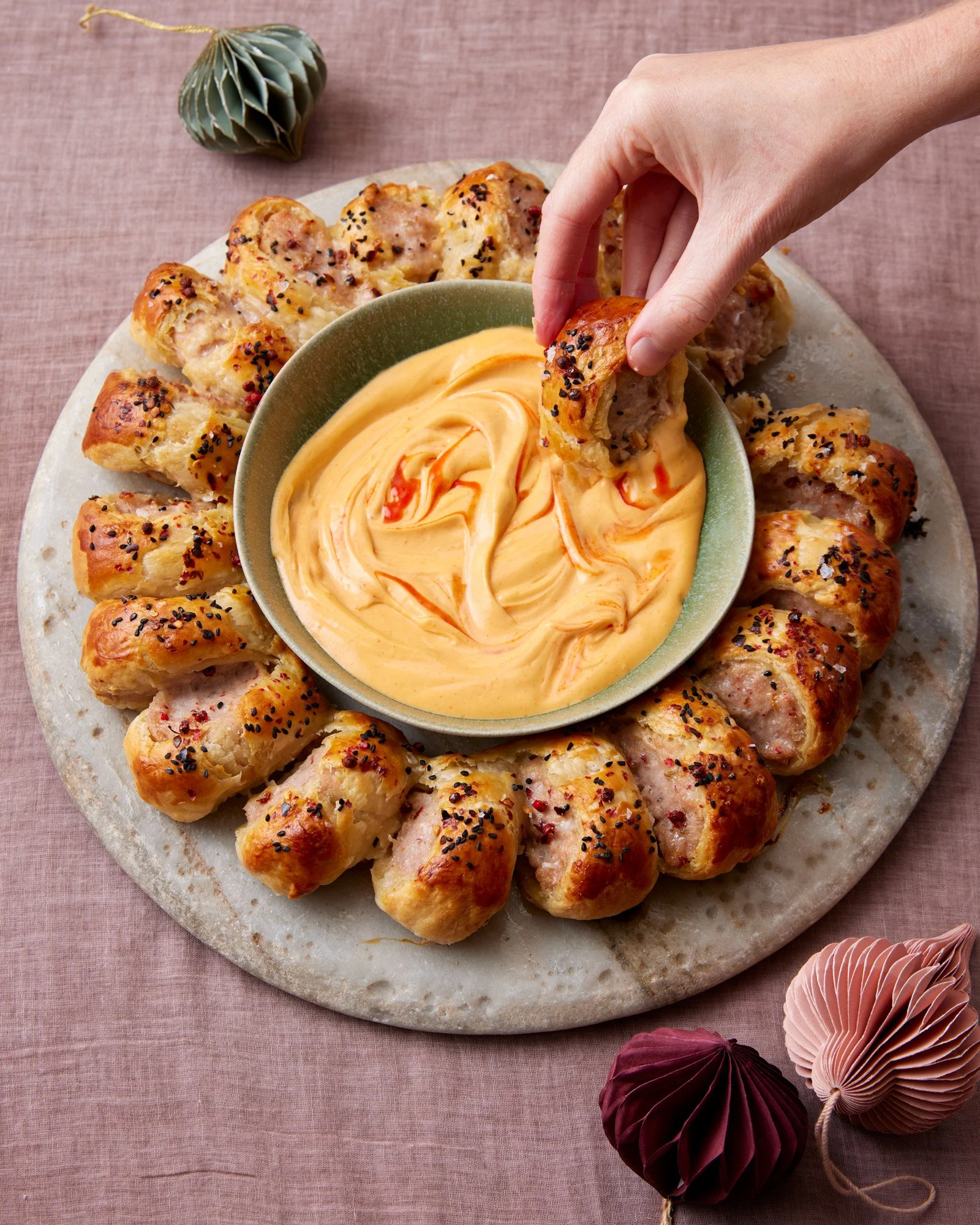 sausage-roll-wreath.jpg