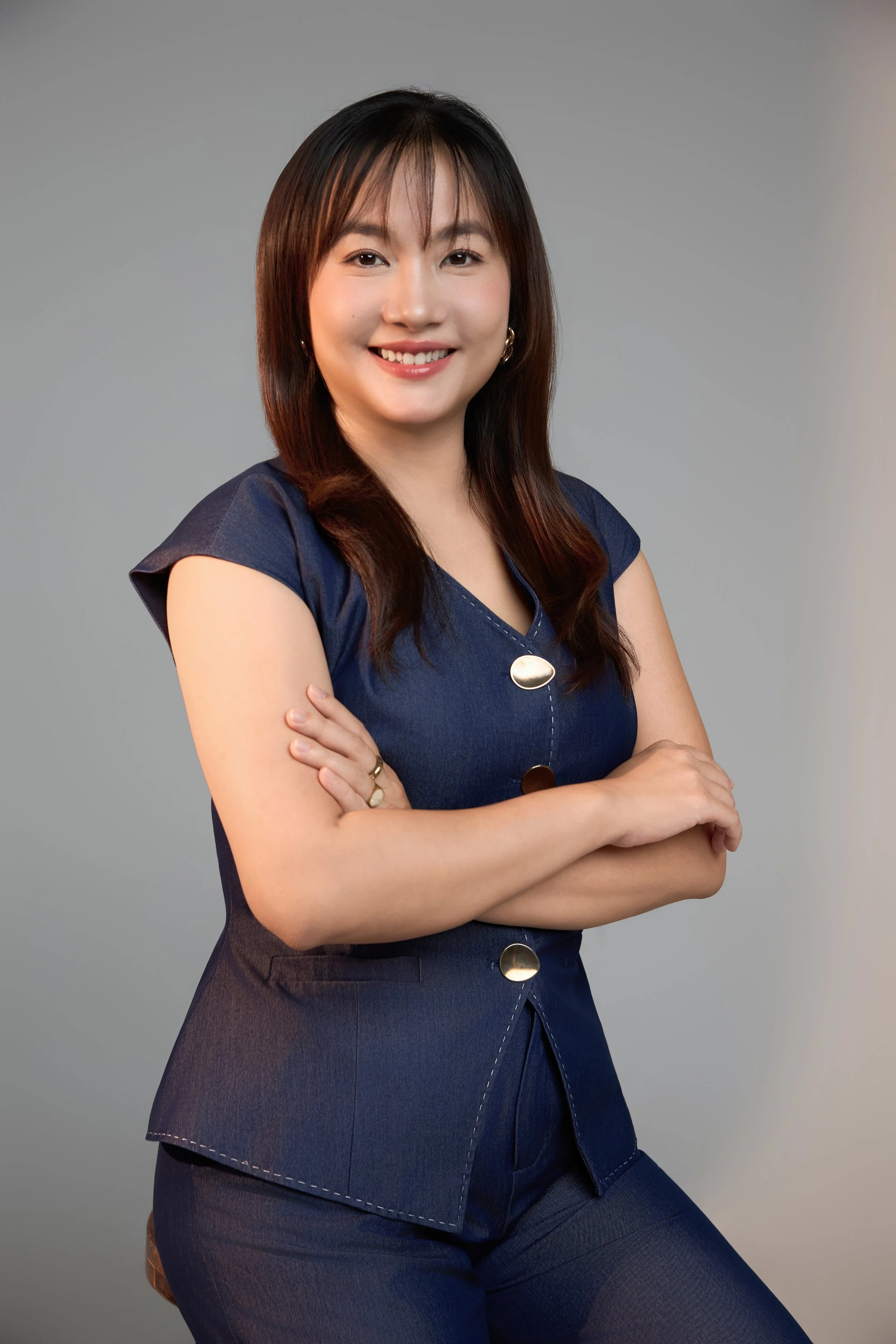 Angie Ngoc Nguye, 10+ years of experience in Customer Experience, DBA candidate focused on Customer Experience