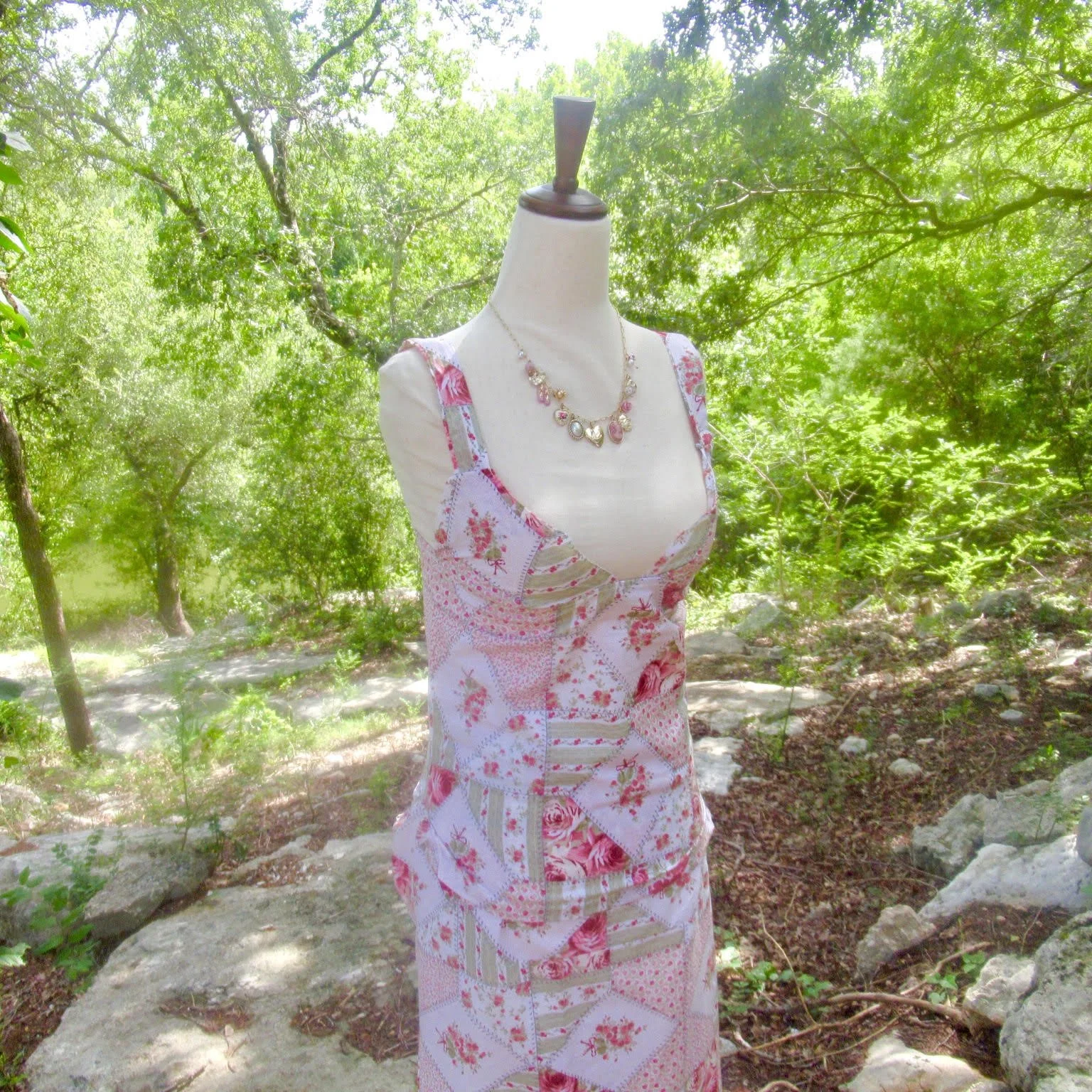 Rosa Top Manniquin.jpg