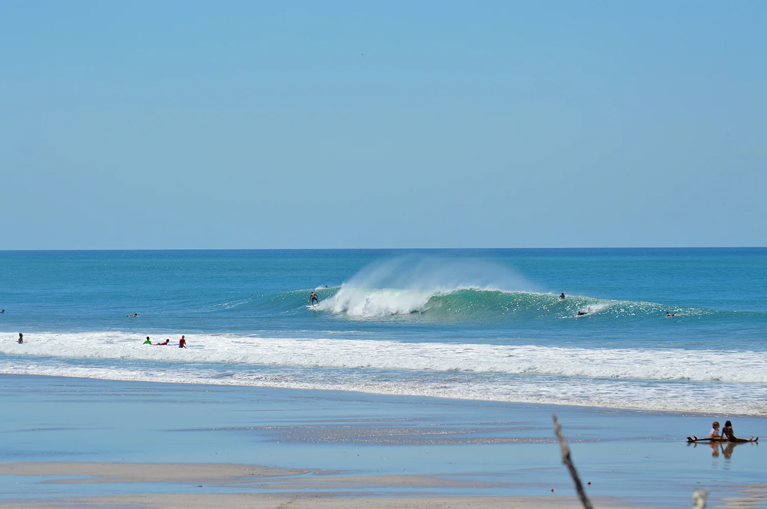 Perfect wave at La Lora, Playa Santa Teresa, Costa Rica