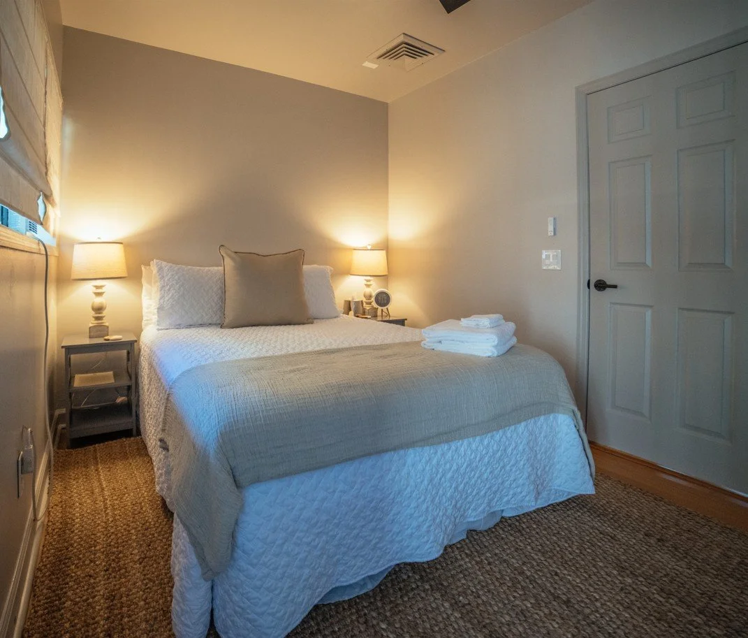 Single Queen in Private Room $3,670 per person