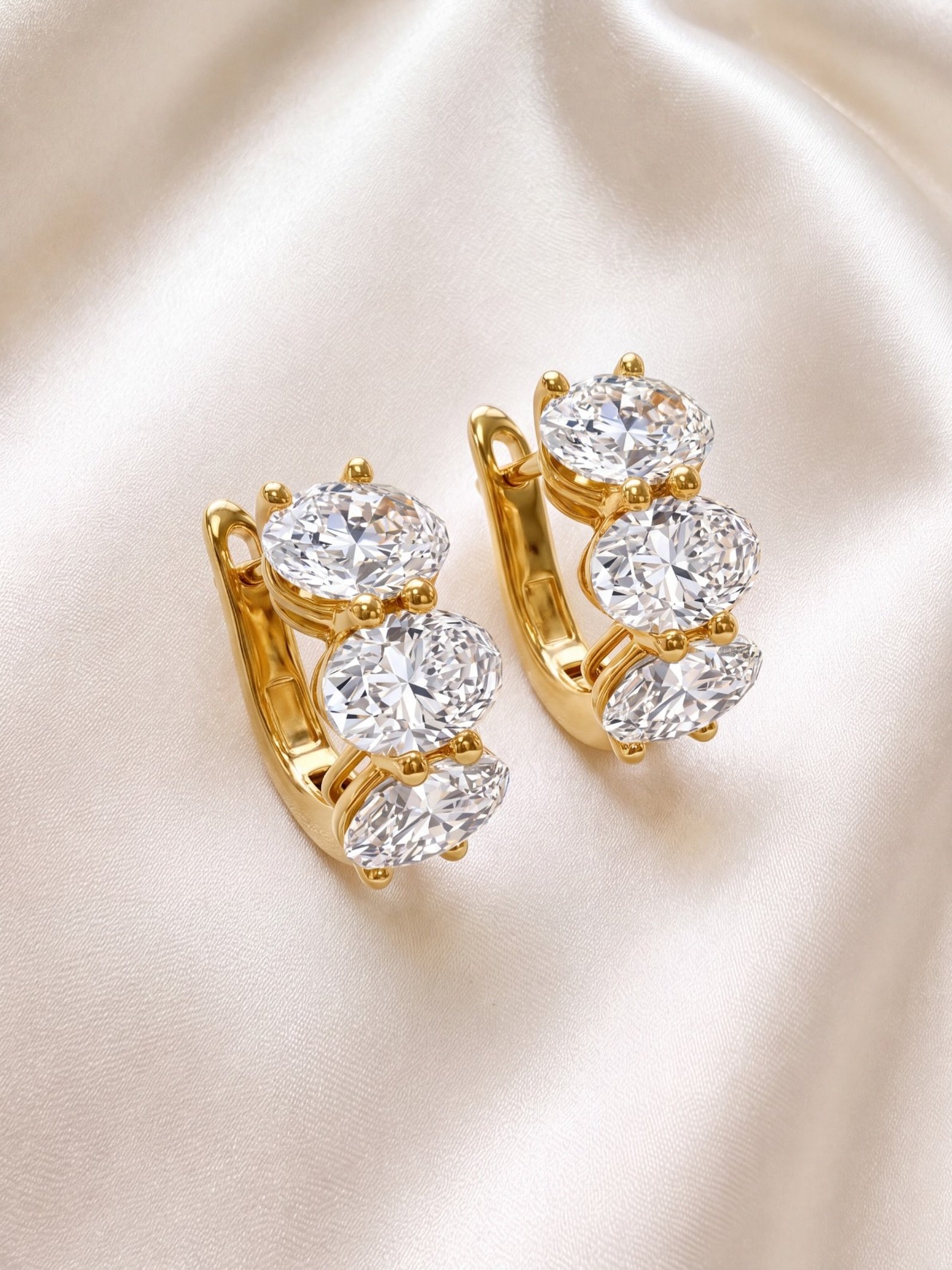 Oval energy. Zero effort. 💎

AER-21666

#oval #ovaldiamond #ovalcut #earrings #effortlesslychic
