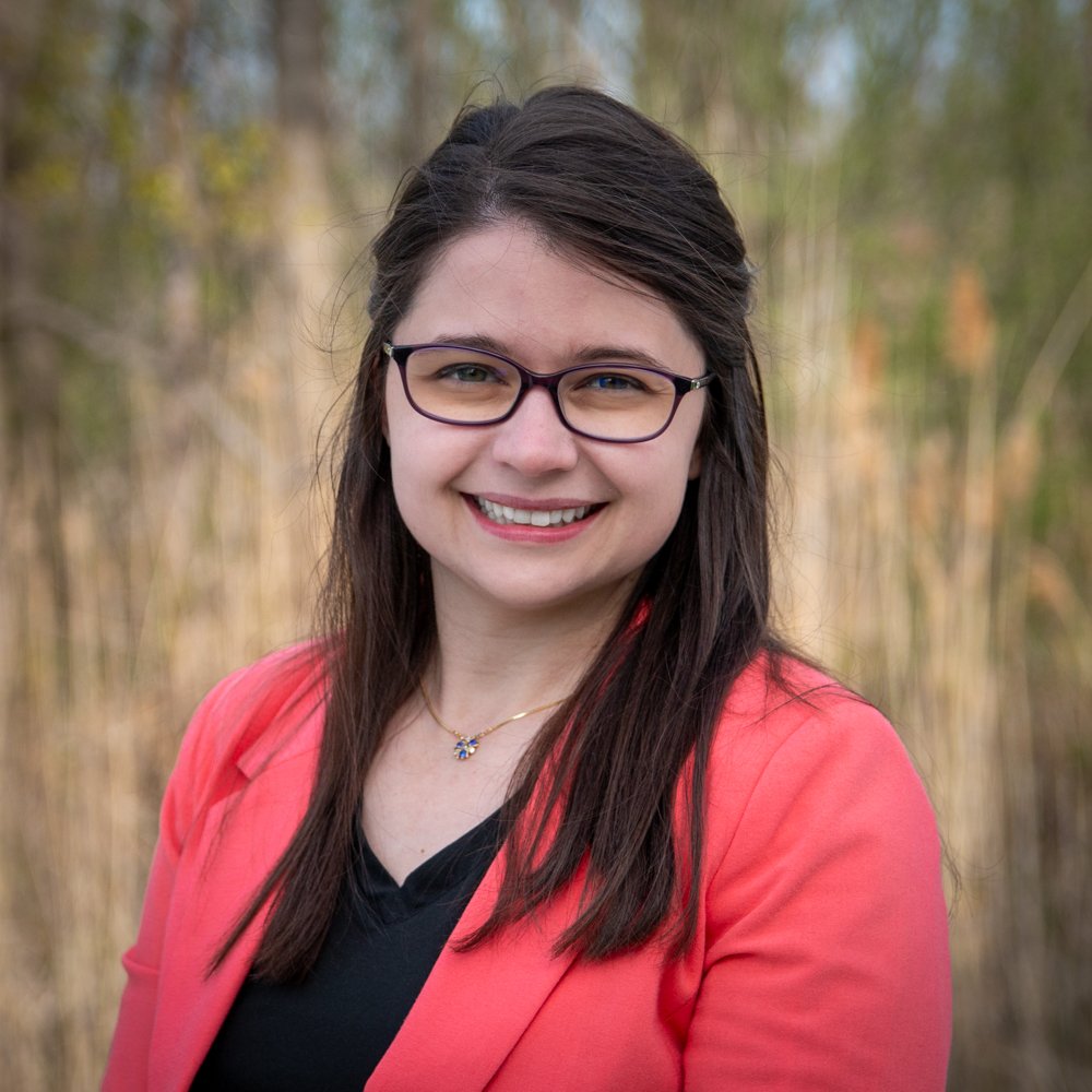 Headshot of Erin Oulton