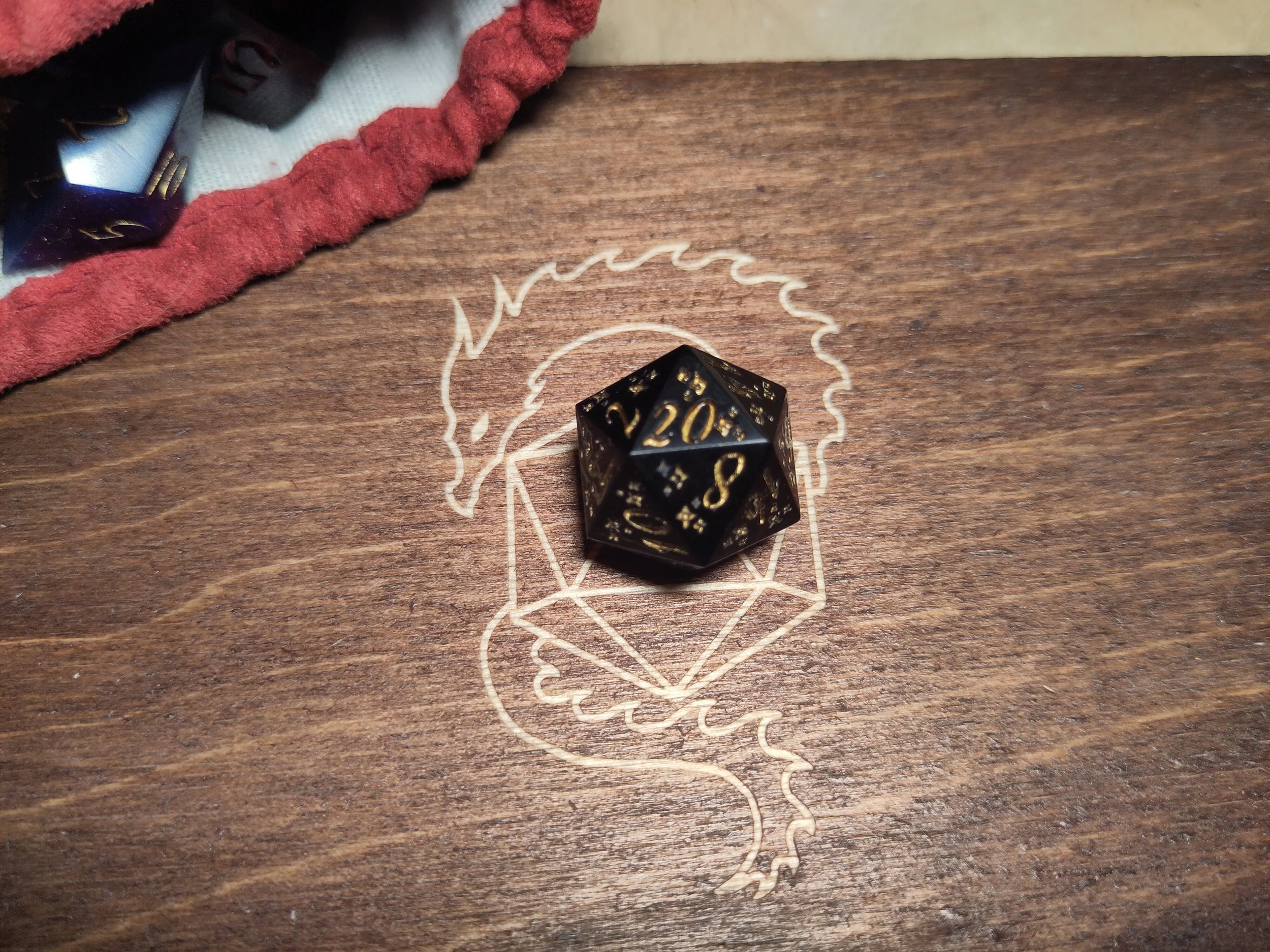 Black & Gold D20