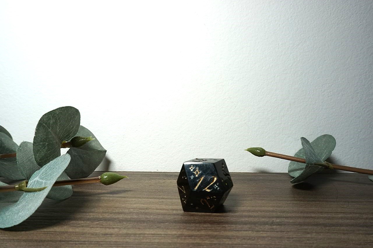 BlackandGold12.jpg
