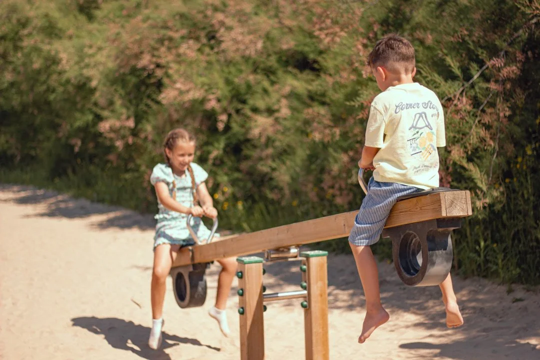 leah-croft-content-creation-photography-cornwall-padstow-outdoor-play-people-143.jpg